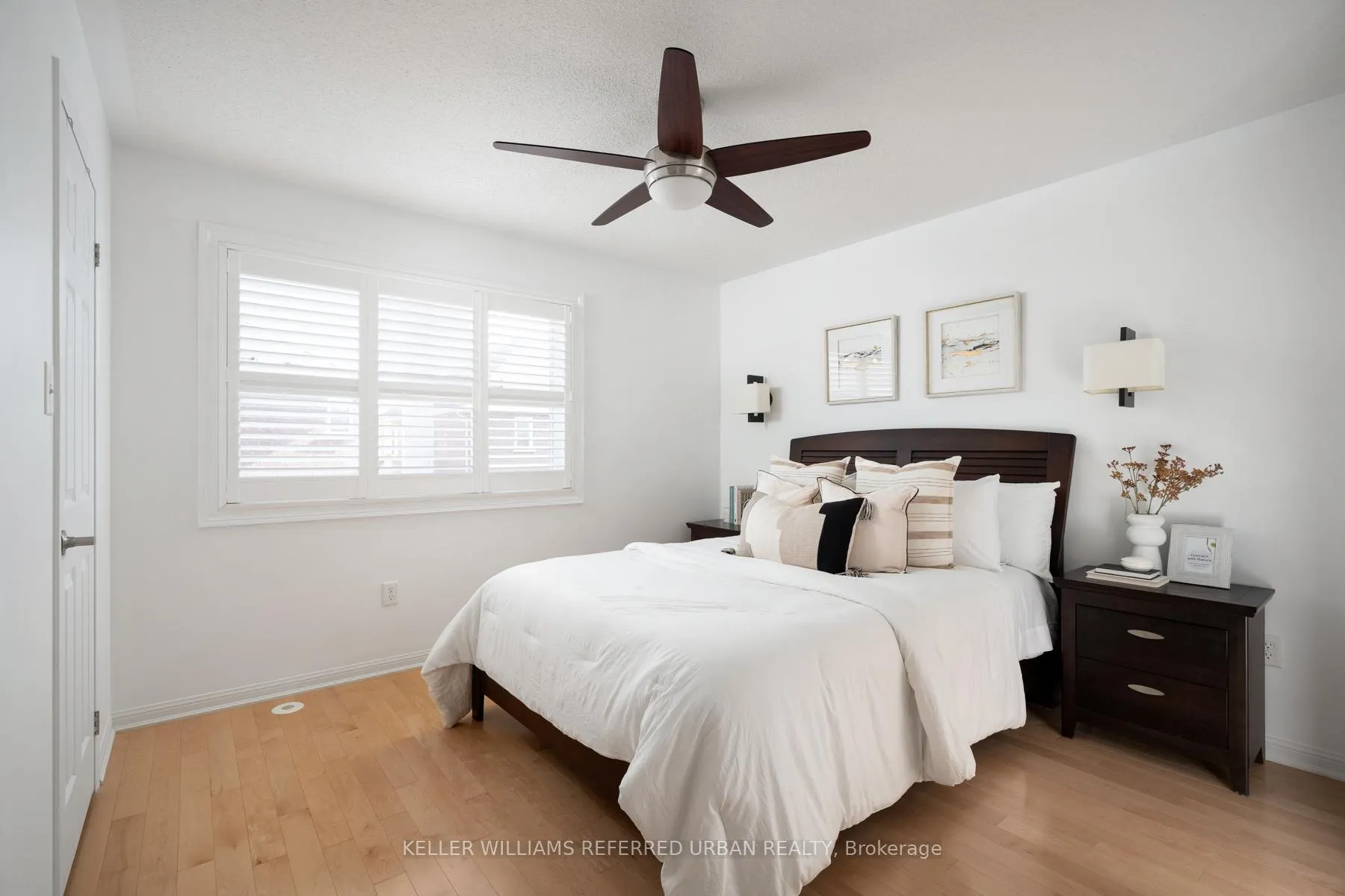 Photo 29 of 11 Winkler Terrace, Scarborough, Clairlea-Birchmount — HOMEH