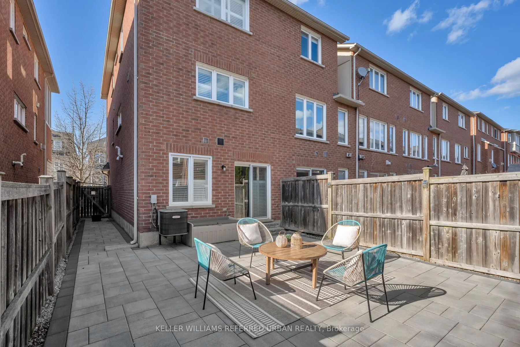 Photo 40 of 11 Winkler Terrace, Scarborough, Clairlea-Birchmount — HOMEH