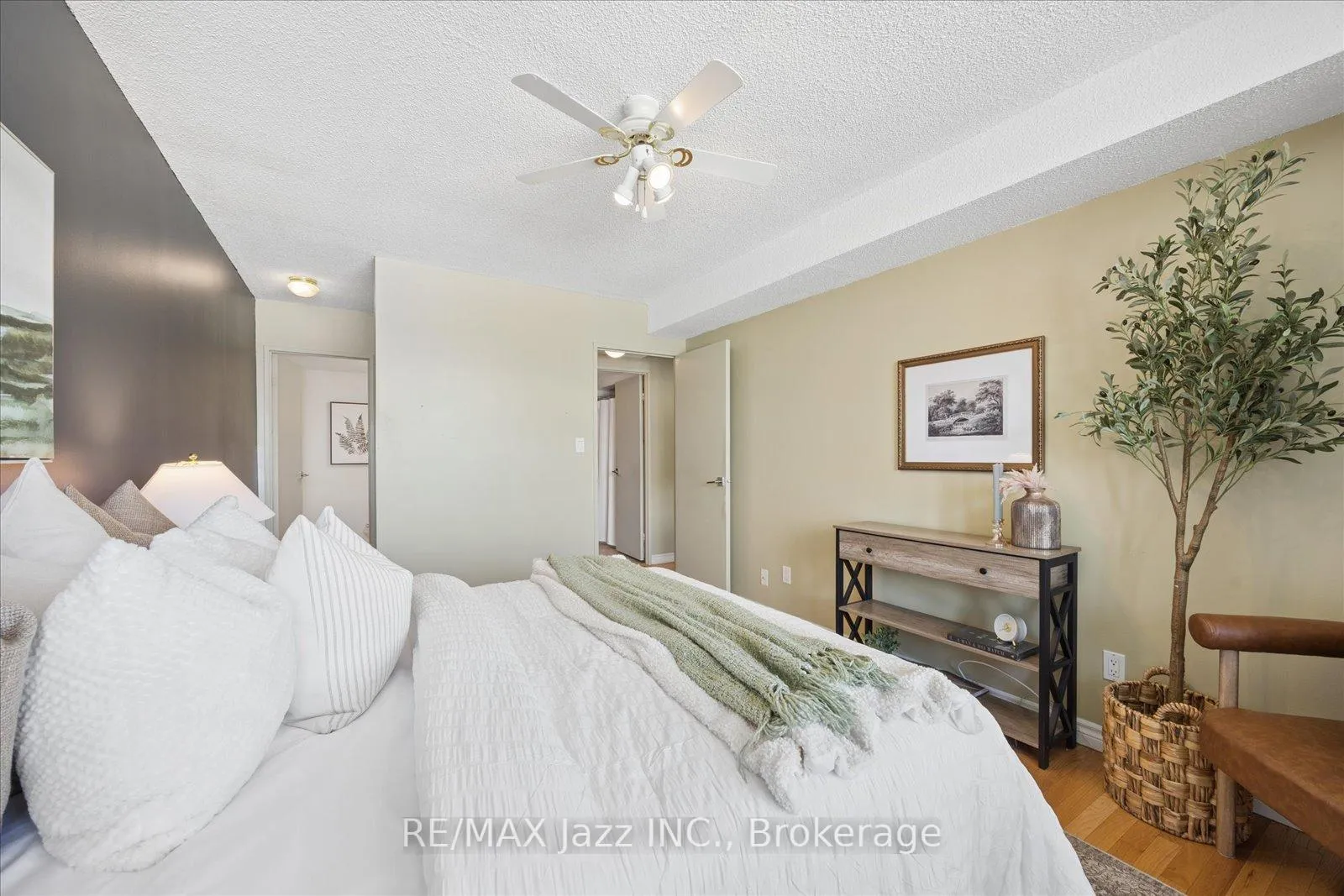 Photo 9 of Unit 511, 55 William Street E, Oshawa, O'Neill — HOMEH