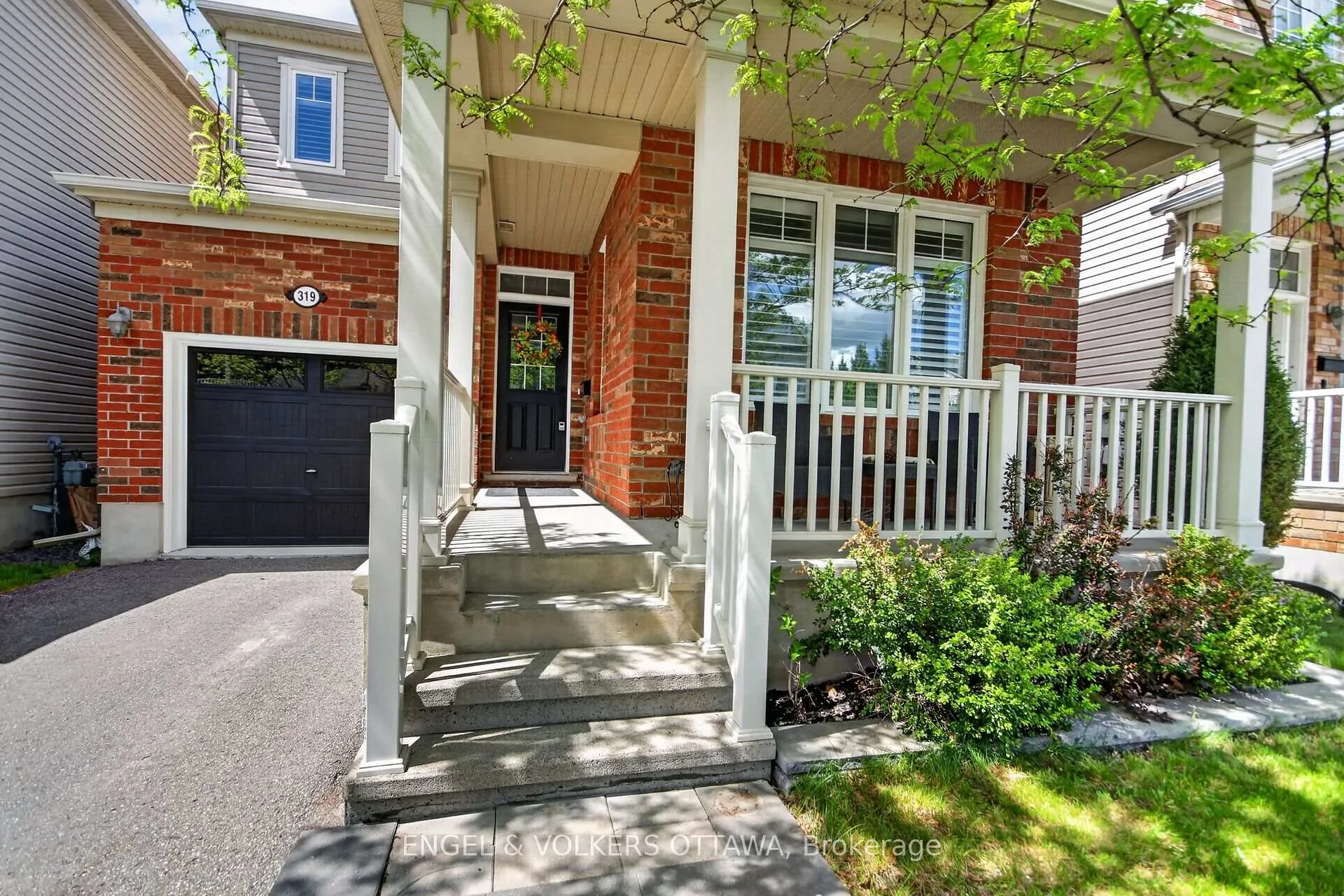 Photo 2 of 319 River Landing Avenue, Ottawa, Barrhaven - Half Moon Bay — HOMEH