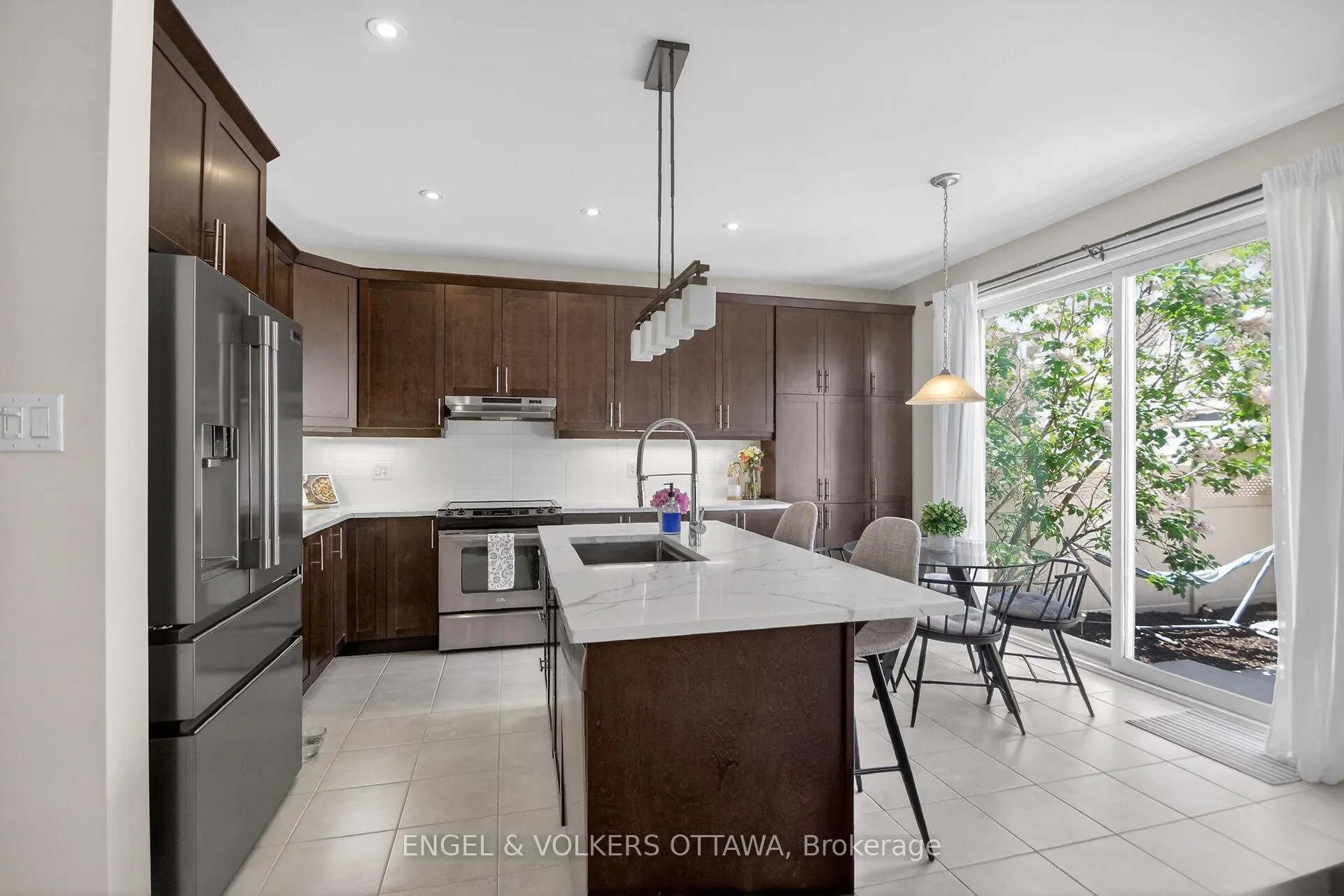 Photo 14 of 319 River Landing Avenue, Ottawa, Barrhaven - Half Moon Bay — HOMEH