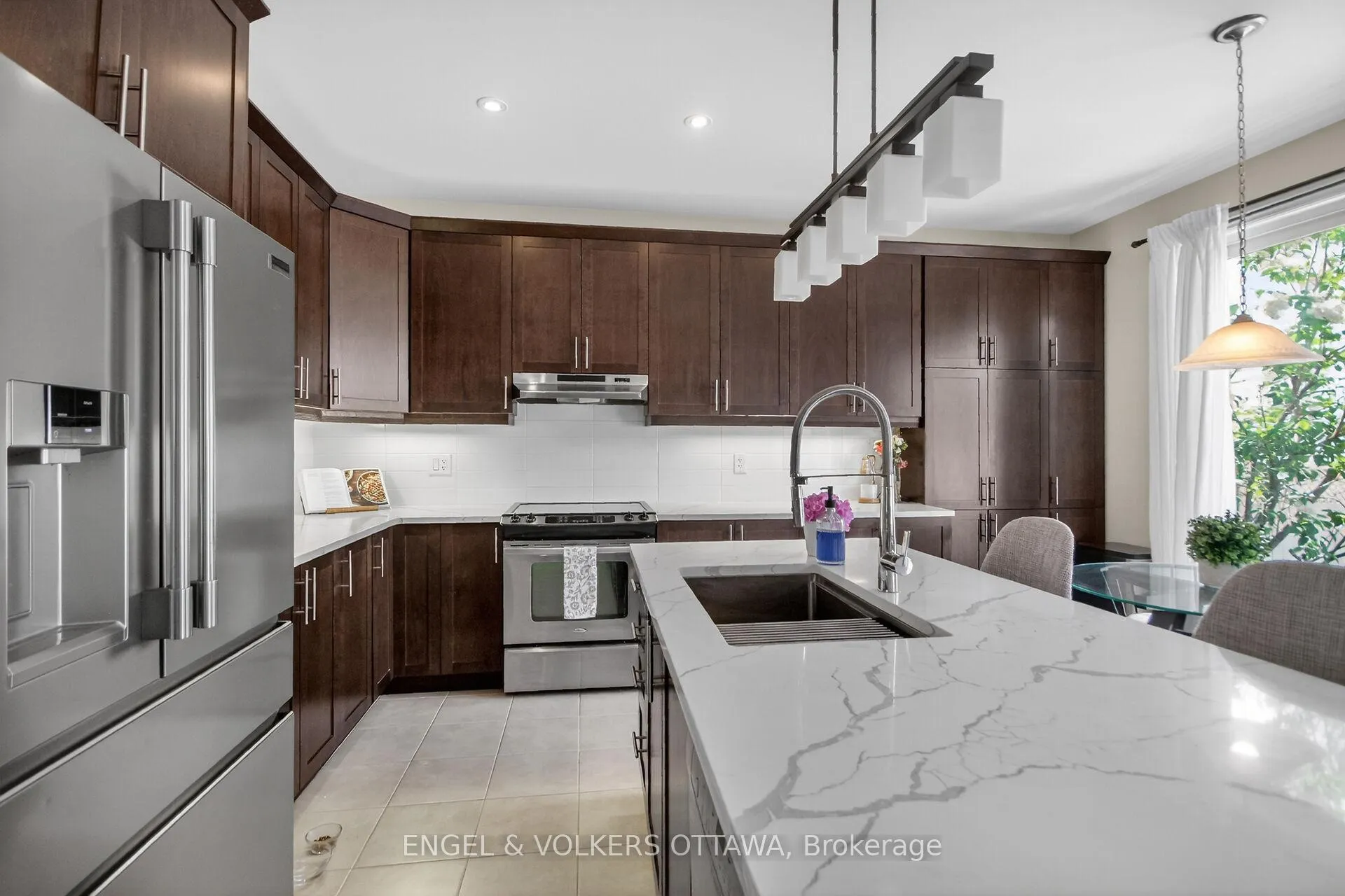Photo 15 of 319 River Landing Avenue, Ottawa, Barrhaven - Half Moon Bay — HOMEH