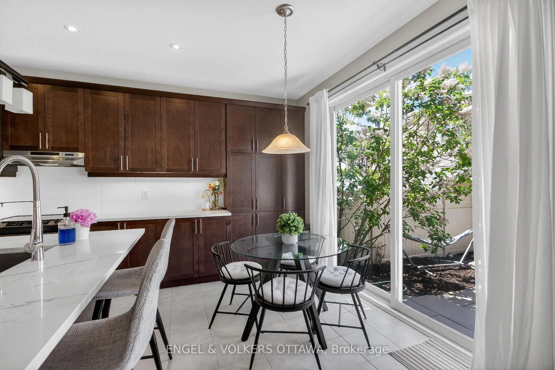Photo 17 of 319 River Landing Avenue, Ottawa, Barrhaven - Half Moon Bay — HOMEH