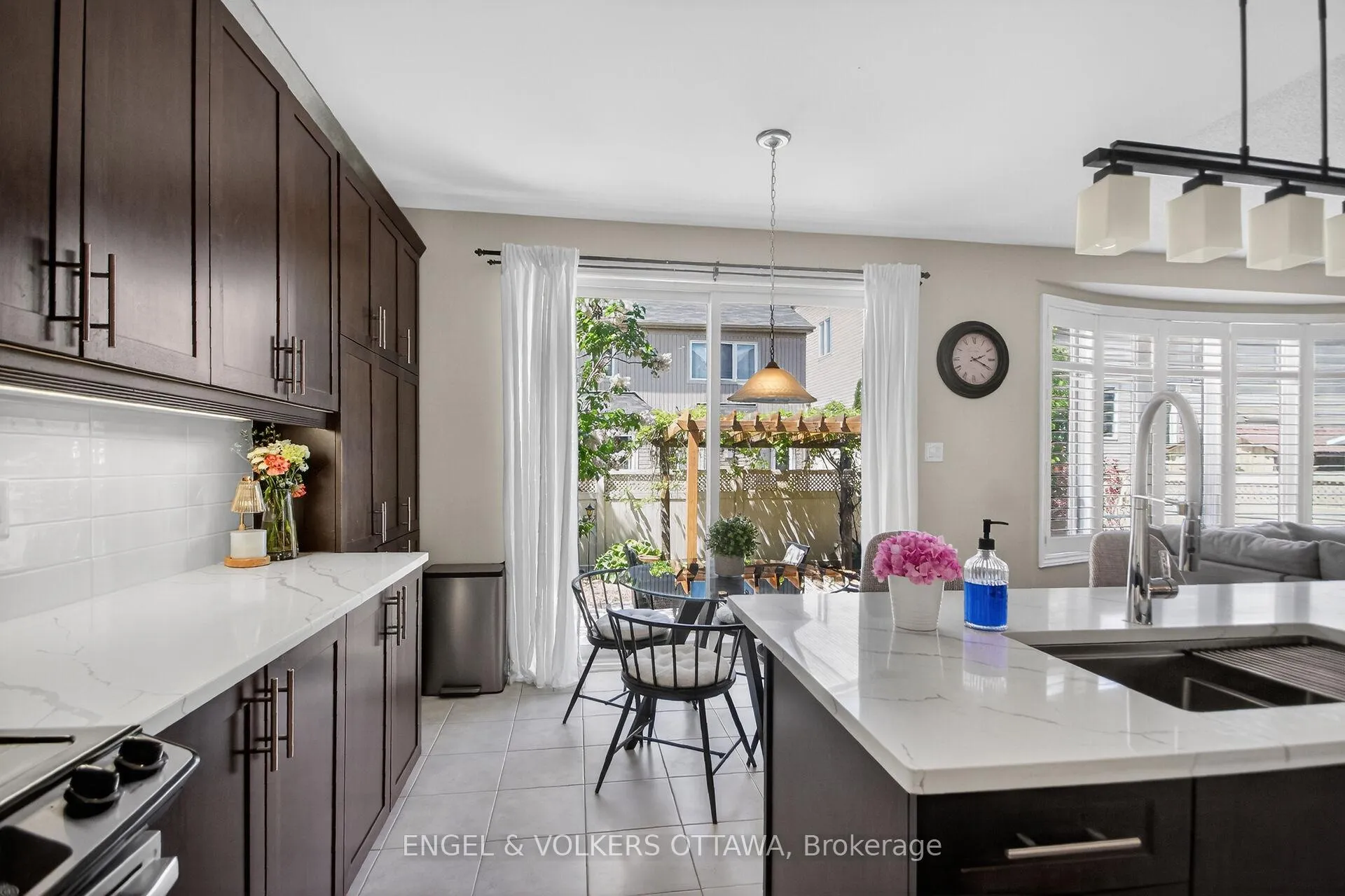 Photo 19 of 319 River Landing Avenue, Ottawa, Barrhaven - Half Moon Bay — HOMEH