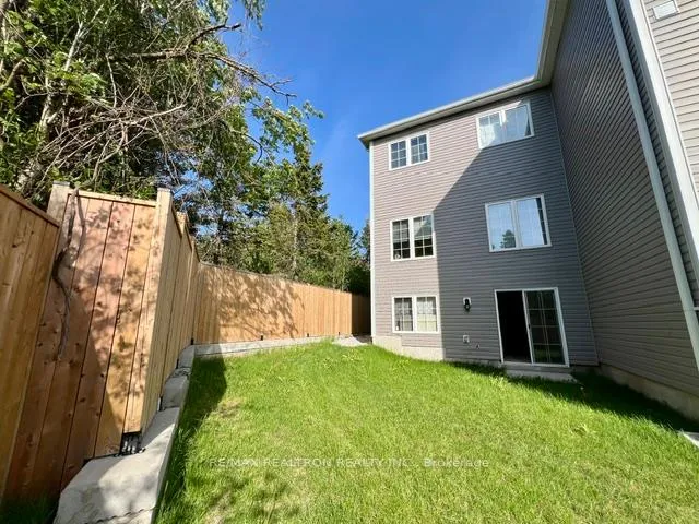 Photo 3 of 166 Winters Way, Shelburne — HOMEH