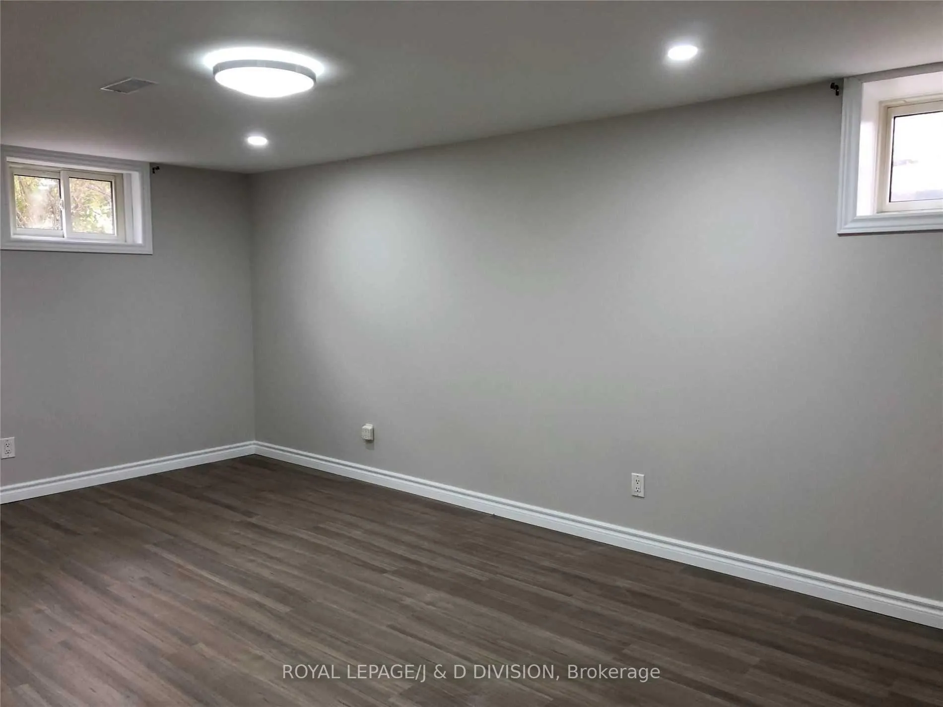 Photo 11 of Unit Lower, 778 Upper Wellington Street, Hamilton, Balfour — HOMEH