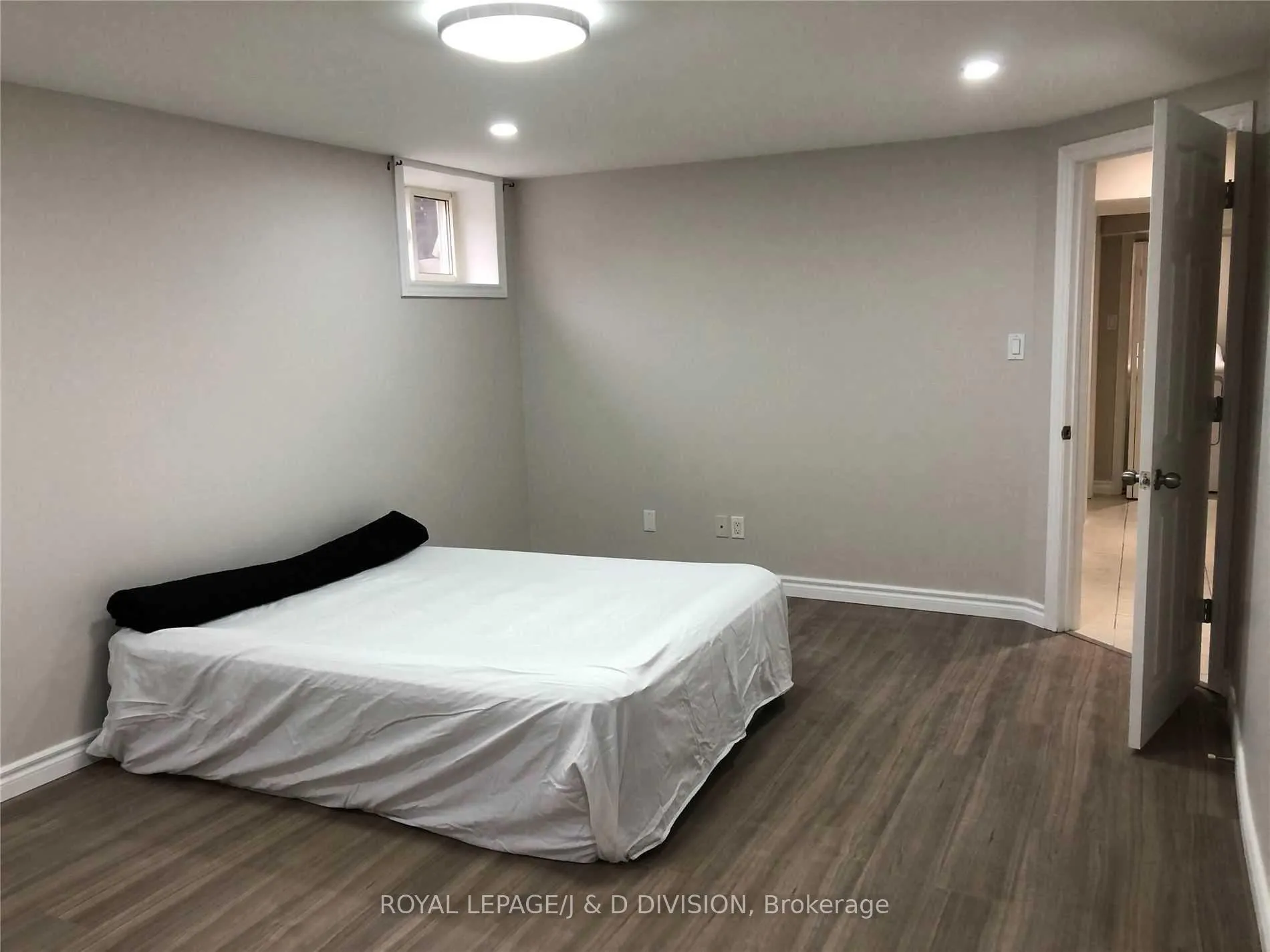 Photo 12 of Unit Lower, 778 Upper Wellington Street, Hamilton, Balfour — HOMEH