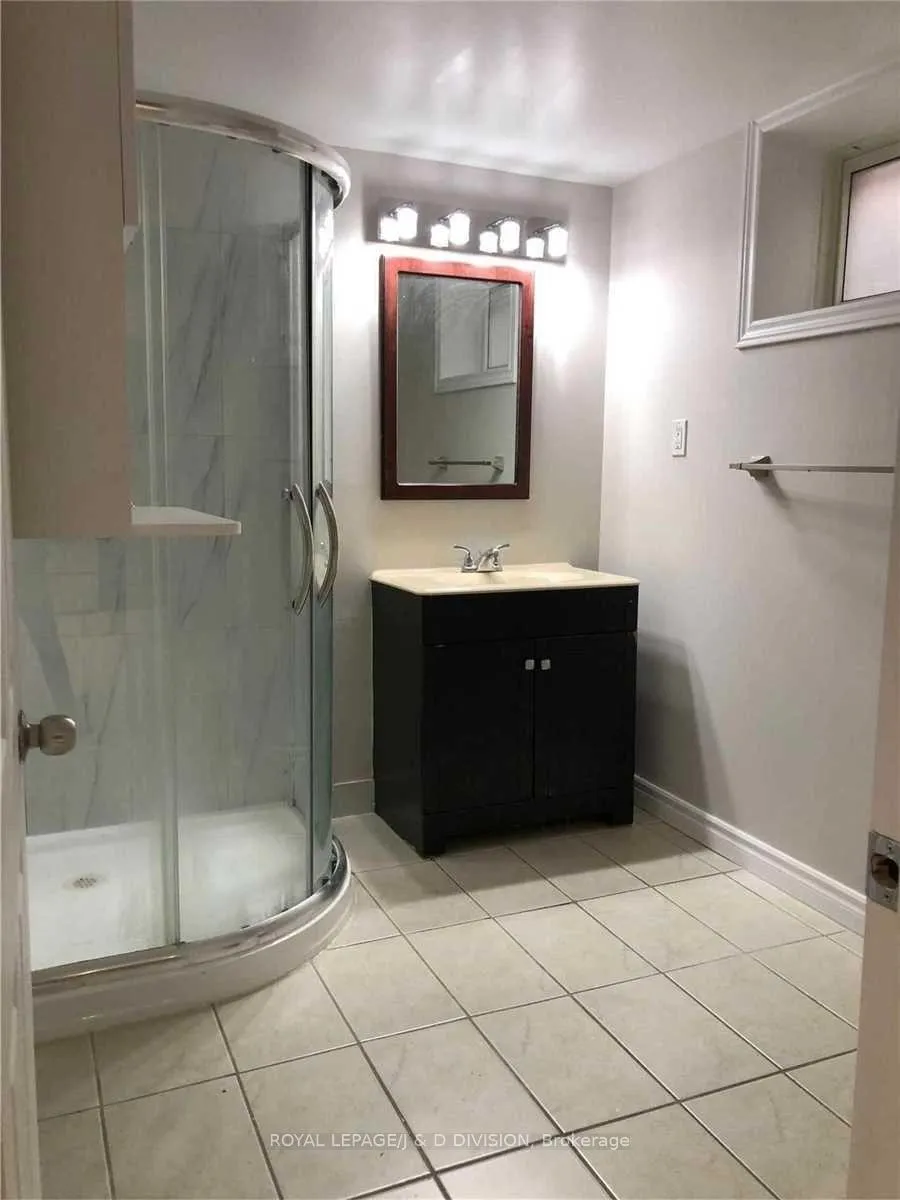 Photo 6 of Unit Lower, 778 Upper Wellington Street, Hamilton, Balfour — HOMEH