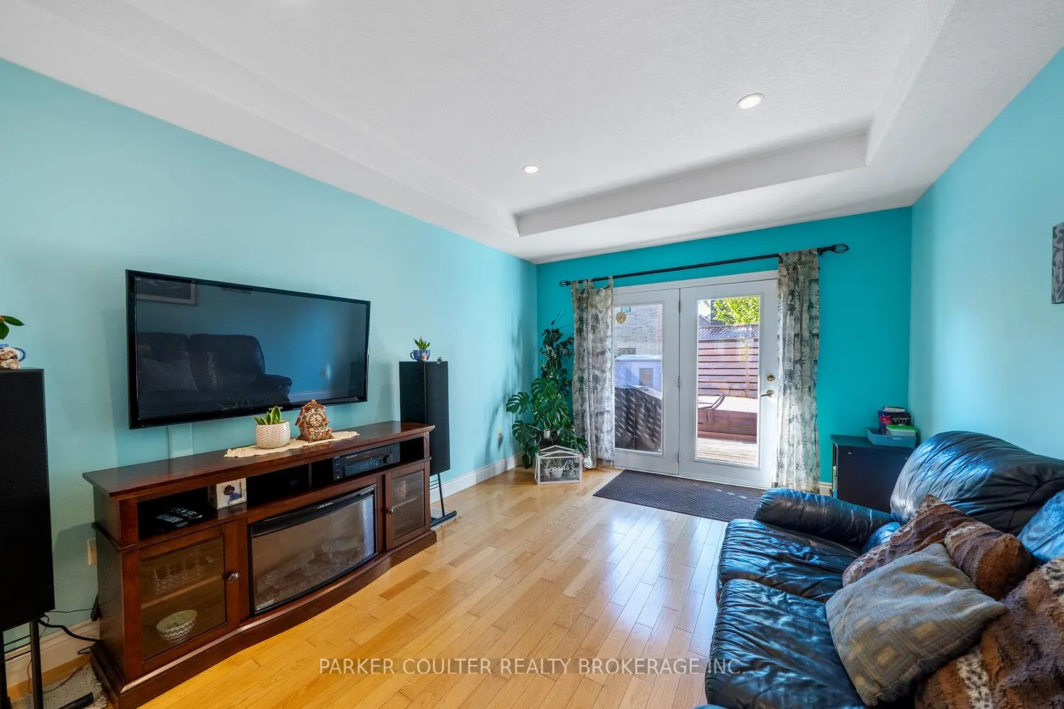 Photo 6 of 15 Edwards Drive, Barrie, Bayshore — HOMEH