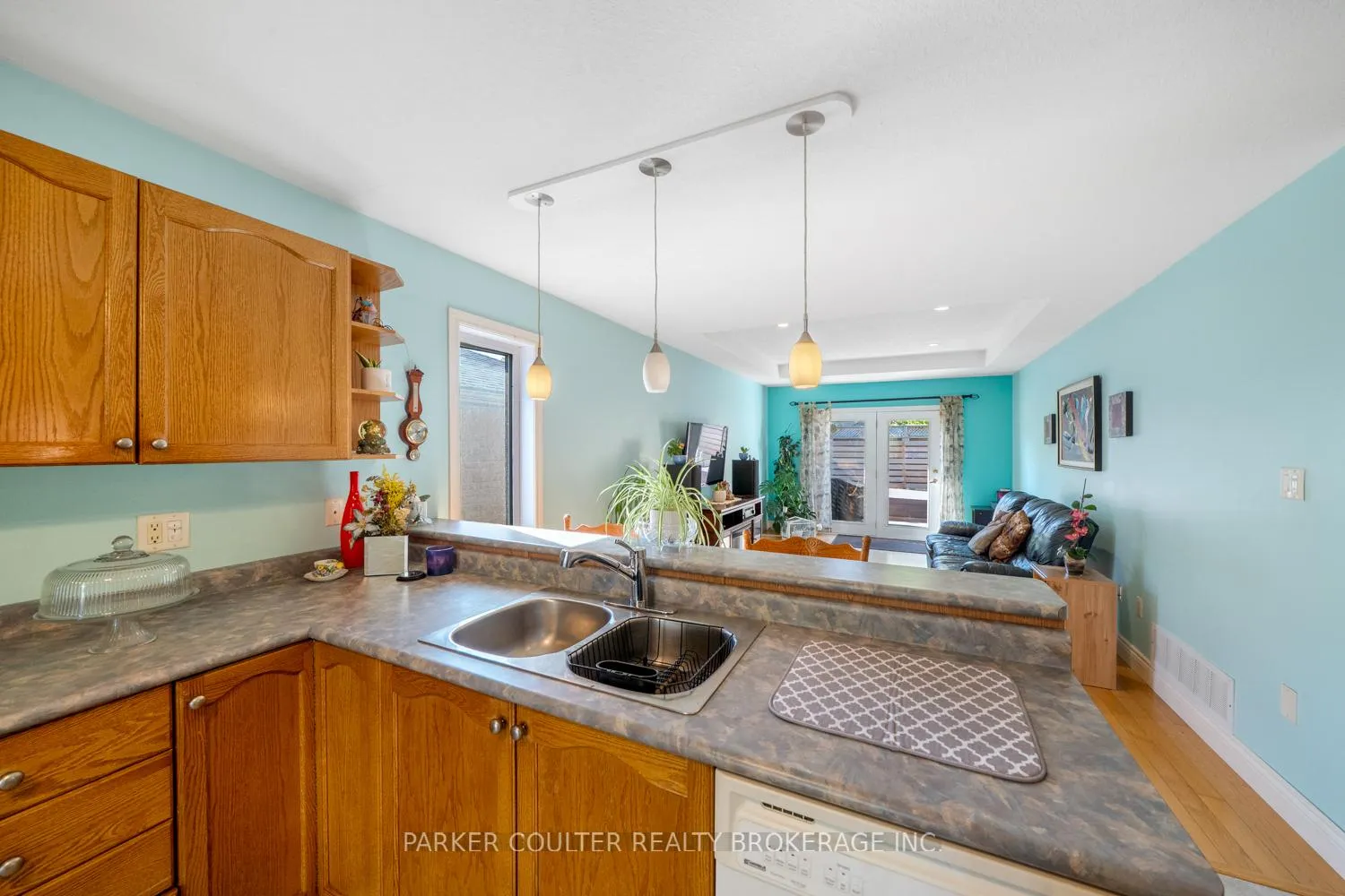 Photo 13 of 15 Edwards Drive, Barrie, Bayshore — HOMEH