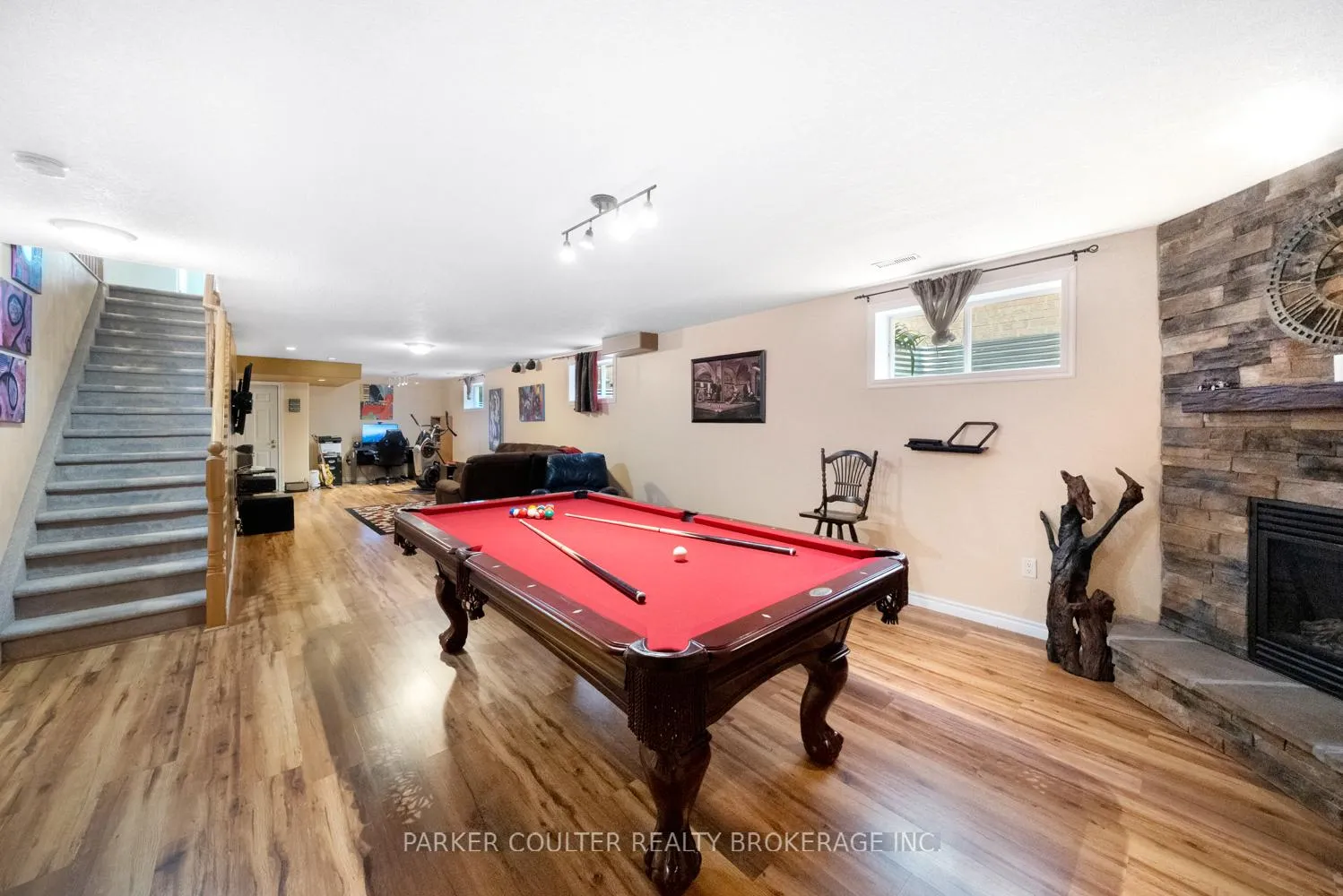 Photo 29 of 15 Edwards Drive, Barrie, Bayshore — HOMEH