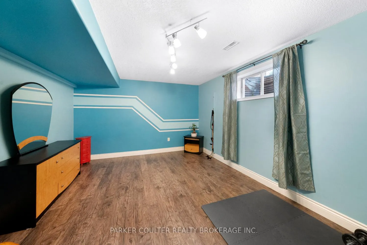 Photo 38 of 15 Edwards Drive, Barrie, Bayshore — HOMEH
