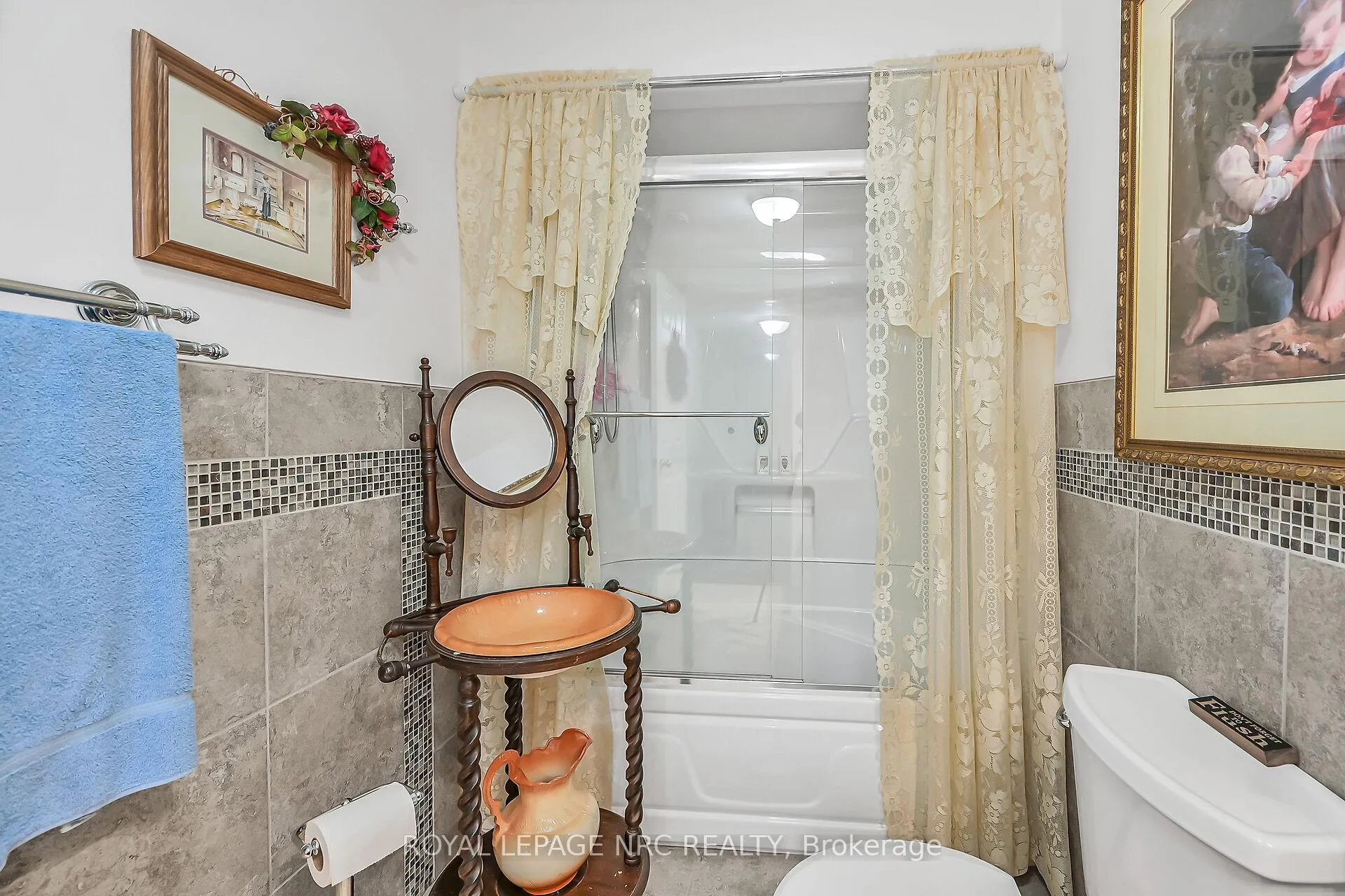 Photo 34 of Unit 29, 20 Kitty Murray Lane, Hamilton, Meadowlands — HOMEH