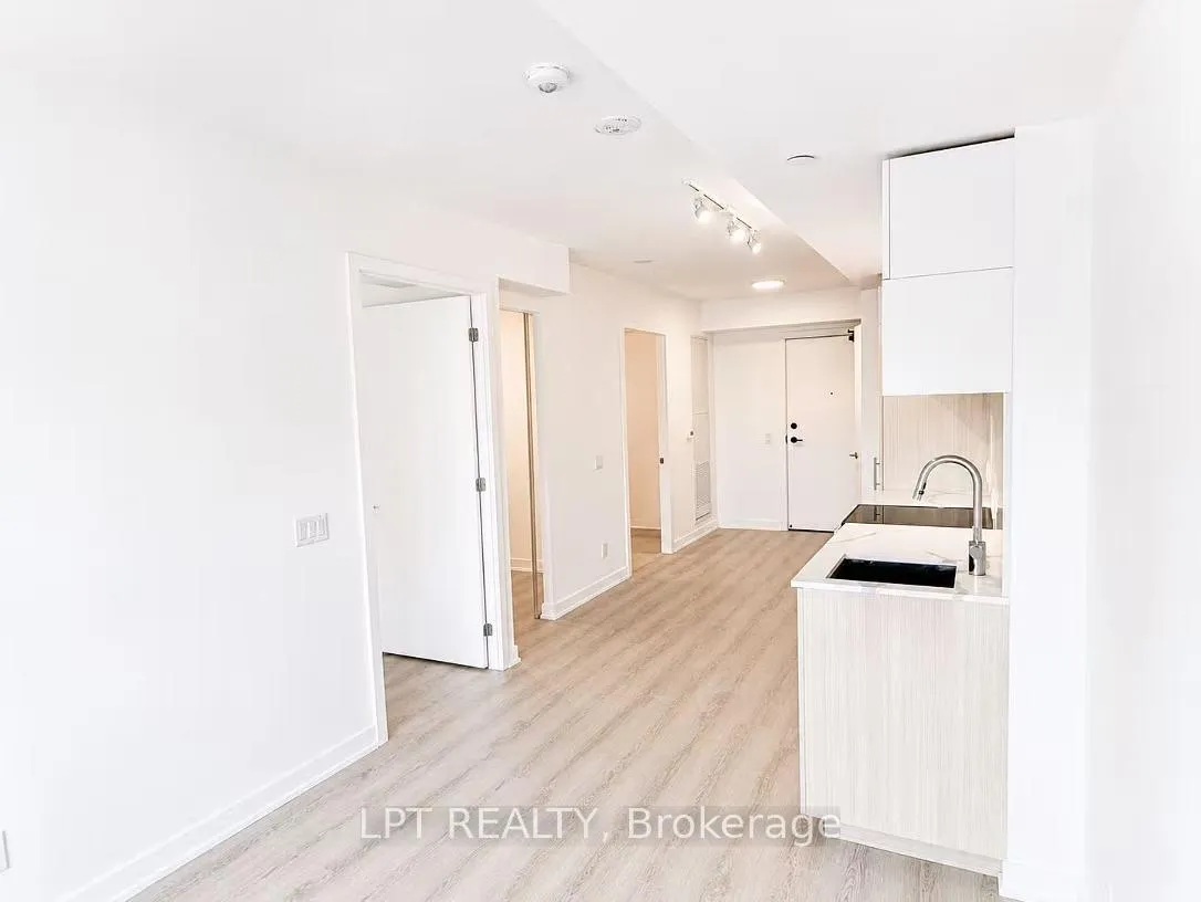 Photo 6 of Unit 2308, 100 Queen Street E, Toronto, Church-Yonge Corridor — HOMEH