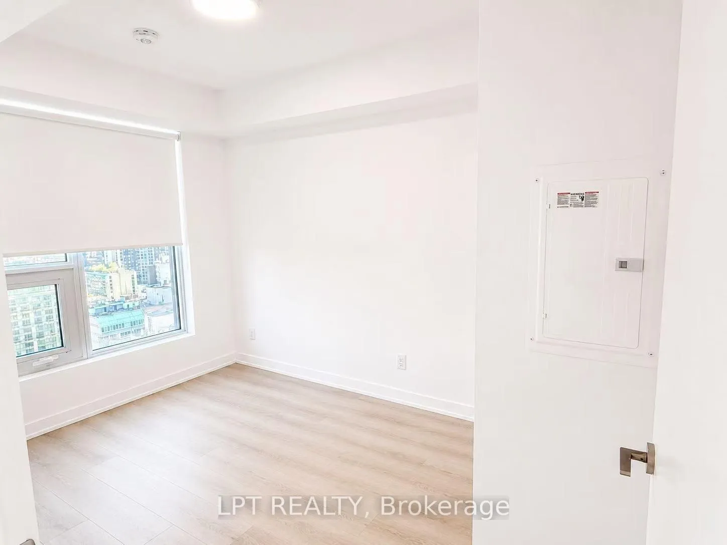 Photo 7 of Unit 2308, 100 Queen Street E, Toronto, Church-Yonge Corridor — HOMEH