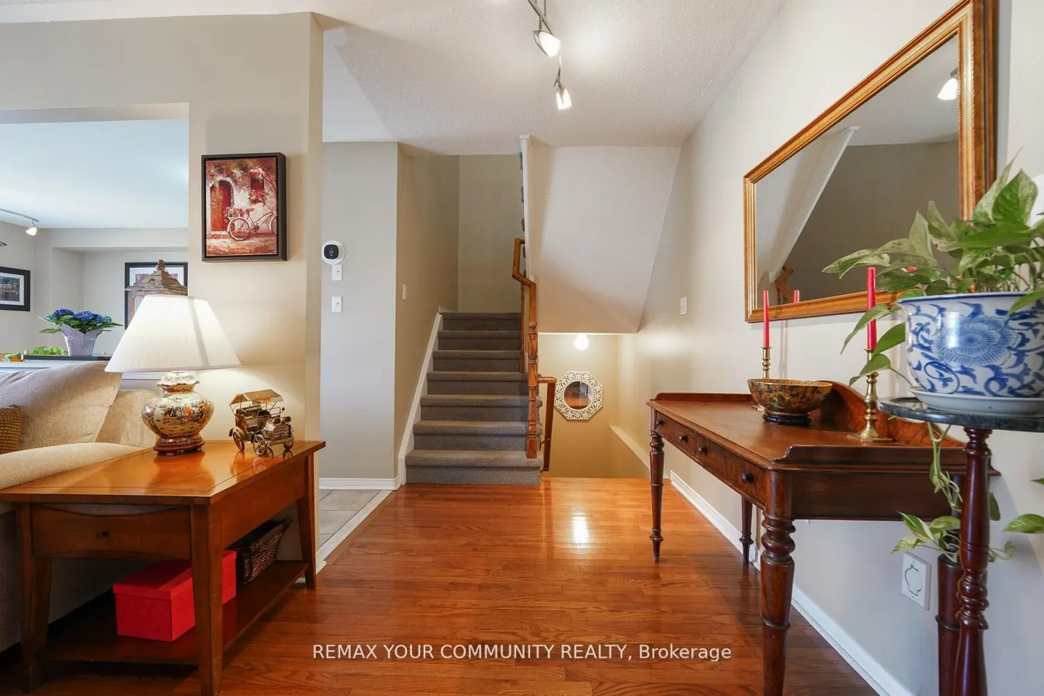 Photo 14 of 109 Collis Drive, Aurora, Bayview Northeast — HOMEH