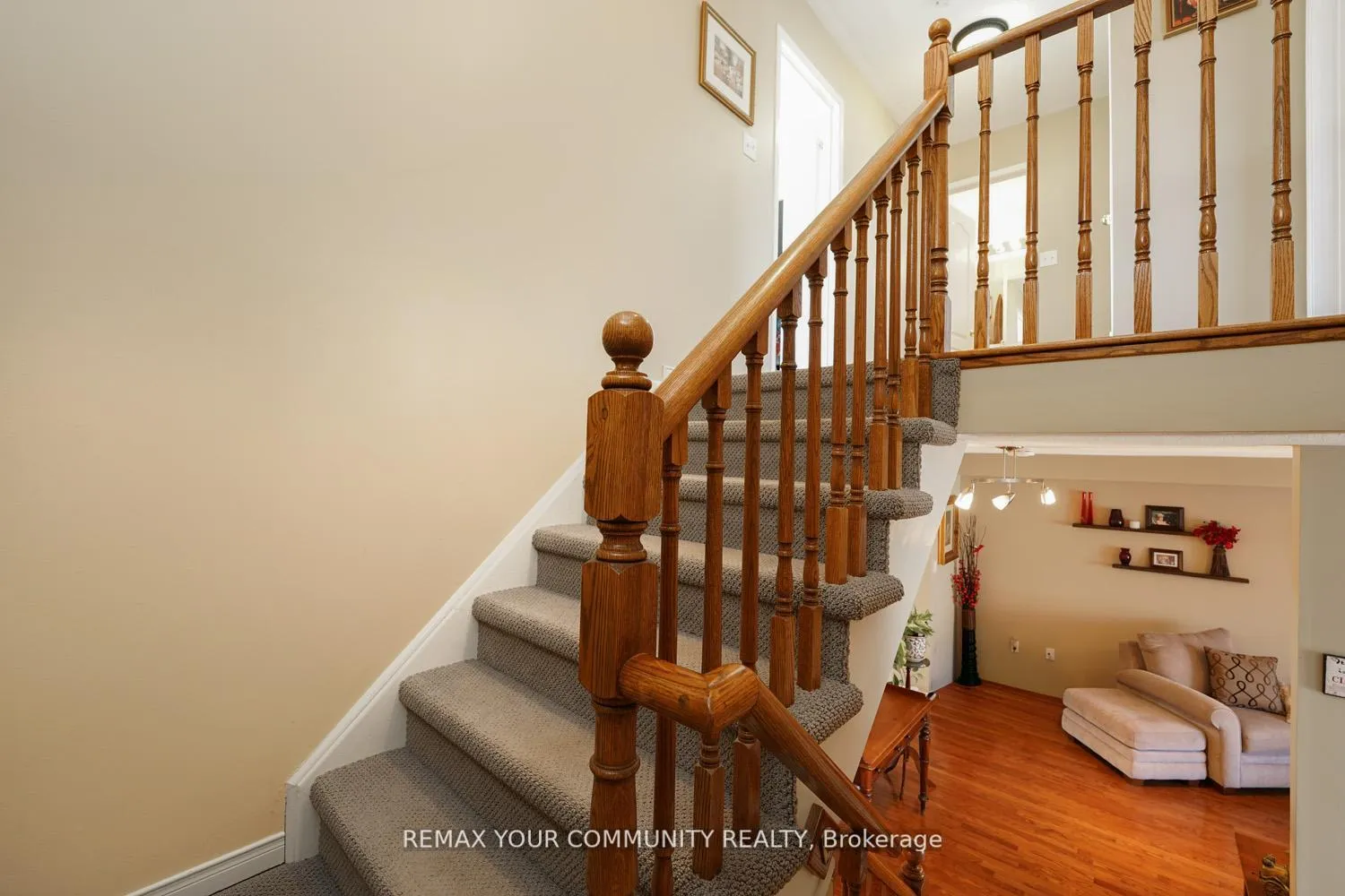 Photo 15 of 109 Collis Drive, Aurora, Bayview Northeast — HOMEH