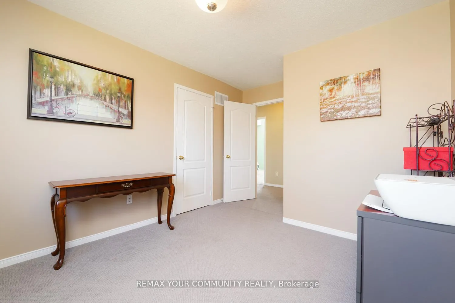 Photo 17 of 109 Collis Drive, Aurora, Bayview Northeast — HOMEH