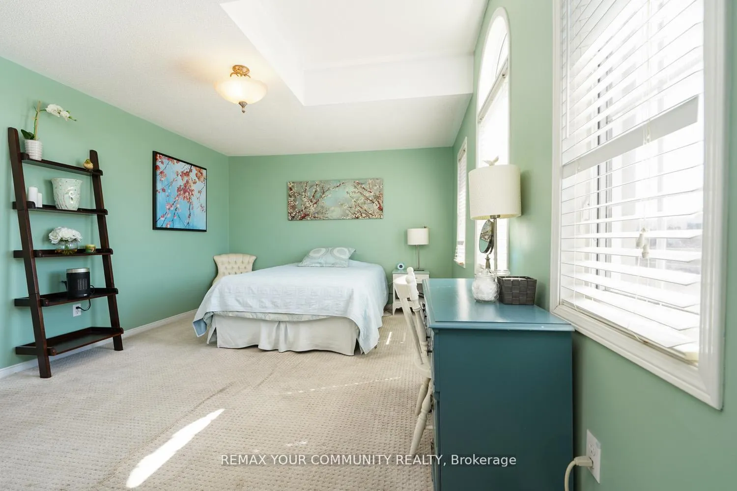 Photo 19 of 109 Collis Drive, Aurora, Bayview Northeast — HOMEH