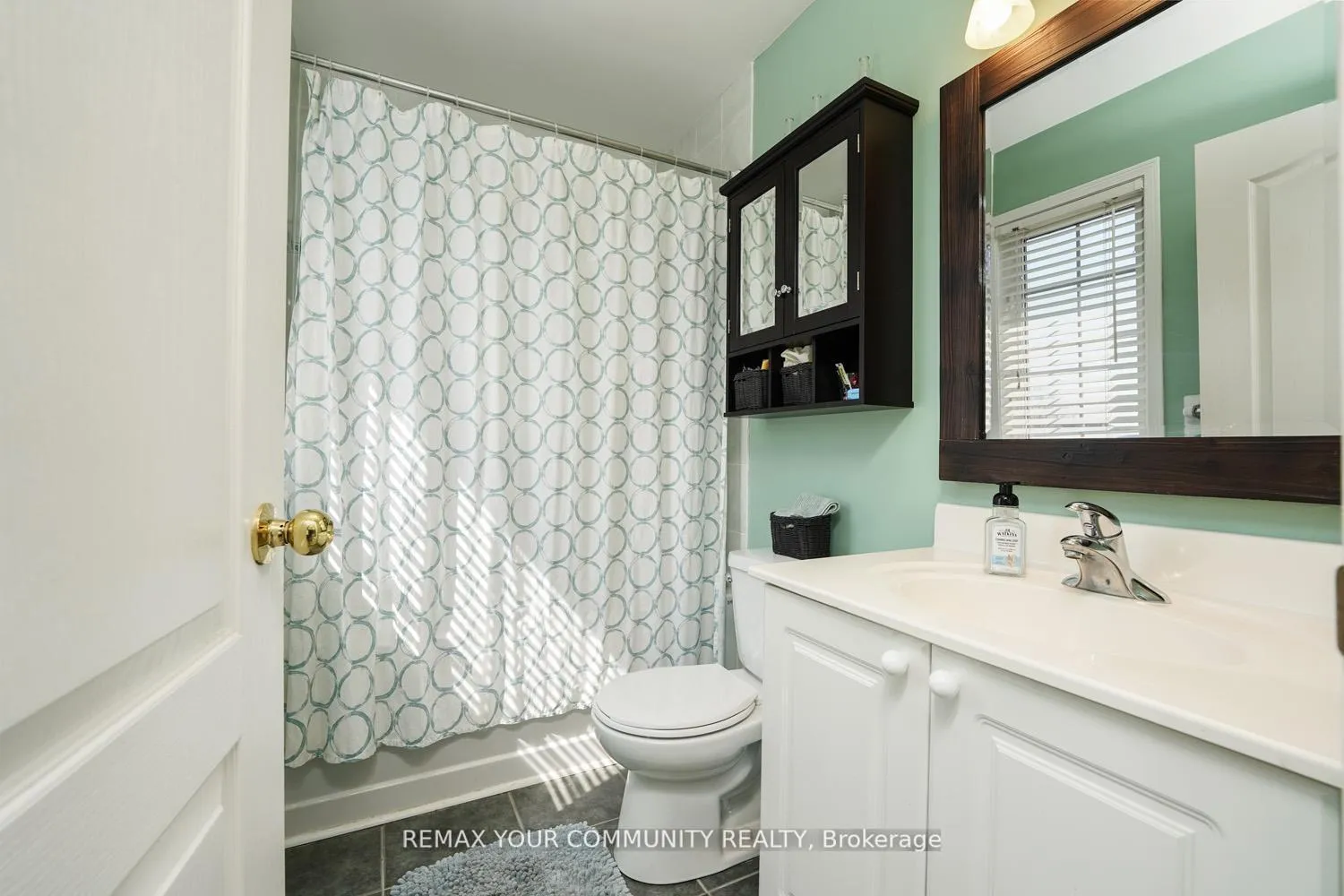 Photo 21 of 109 Collis Drive, Aurora, Bayview Northeast — HOMEH