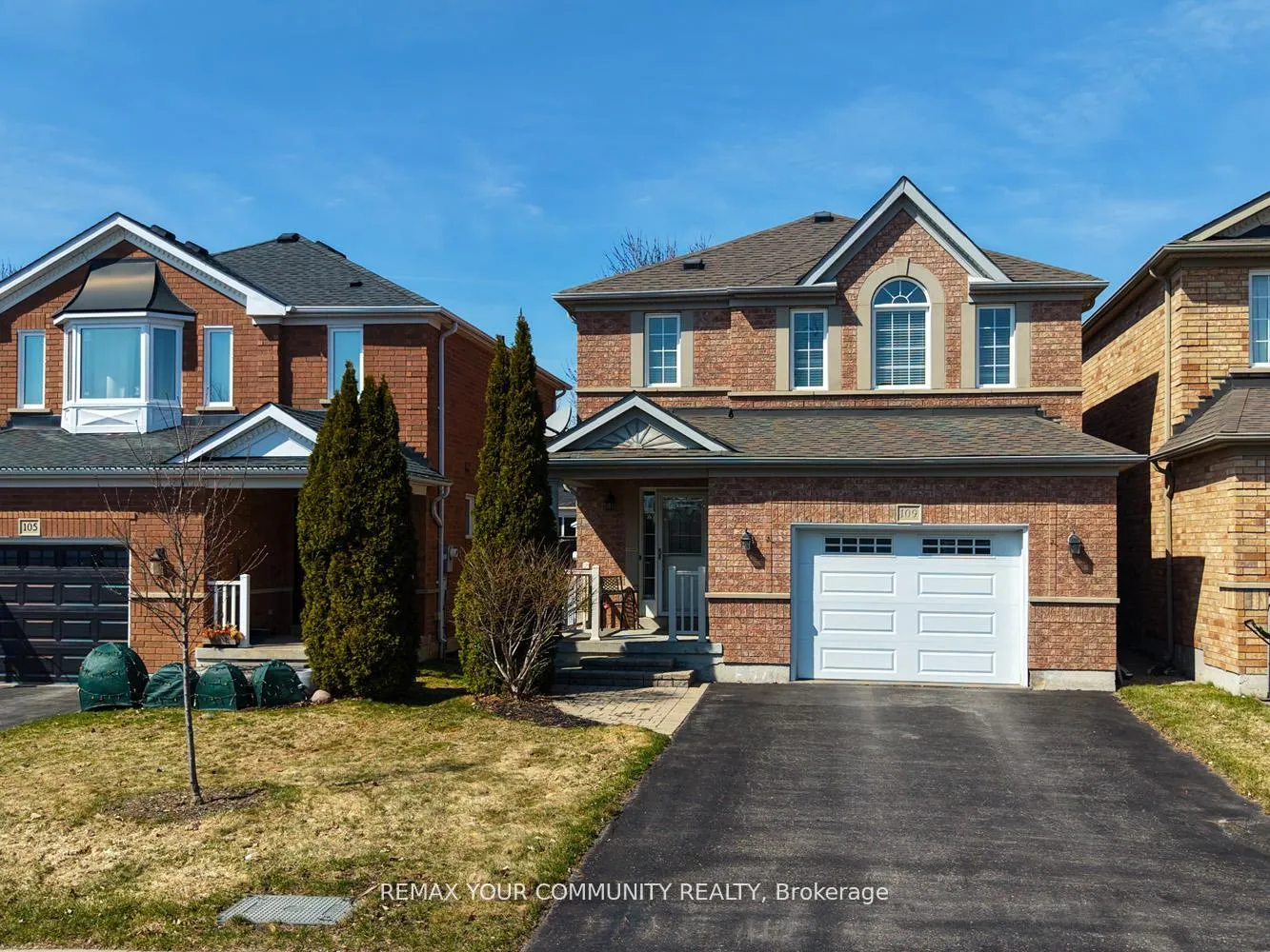 Photo 33 of 109 Collis Drive, Aurora, Bayview Northeast — HOMEH
