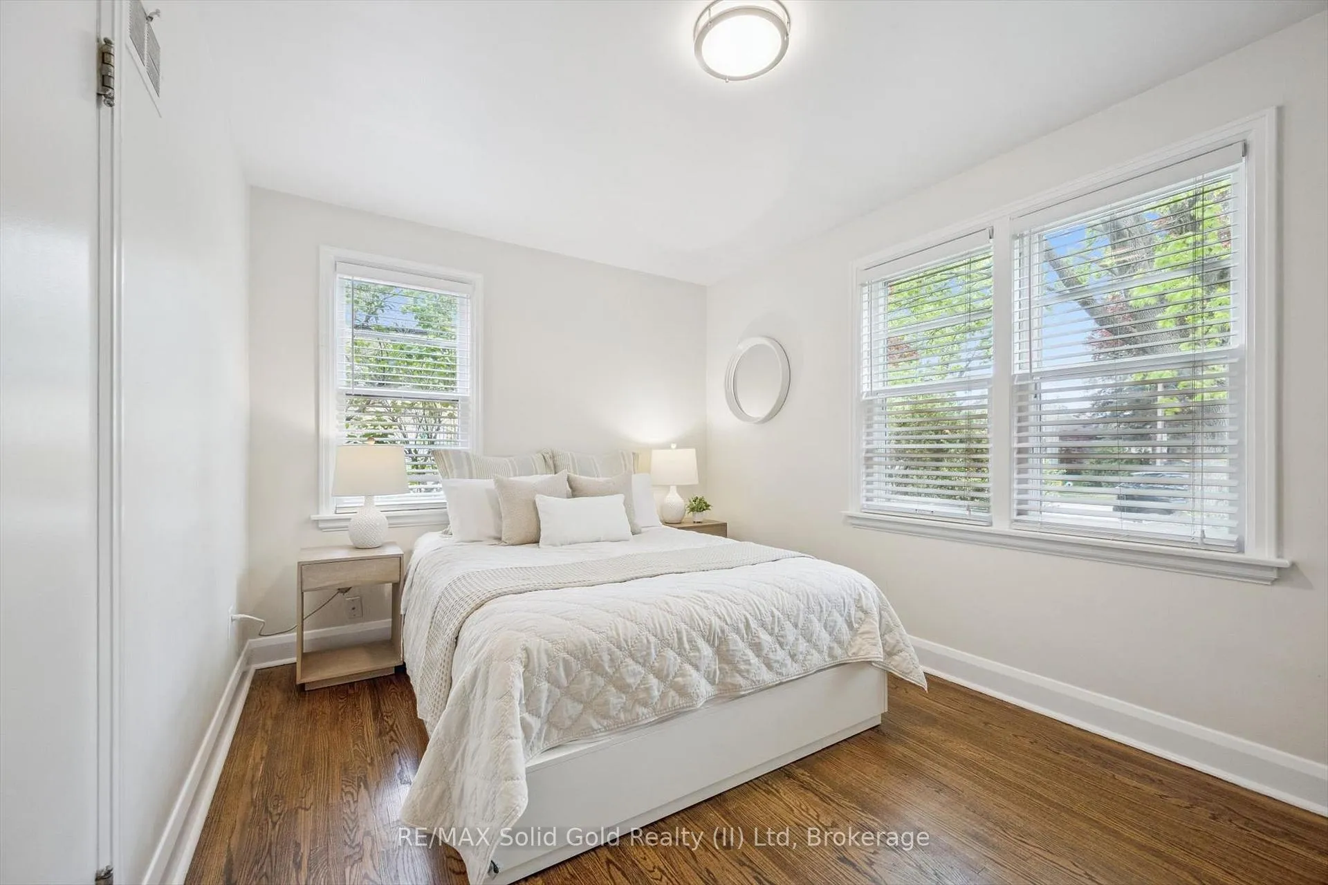 Photo 18 of 186 Forsyth Drive, Waterloo — HOMEH
