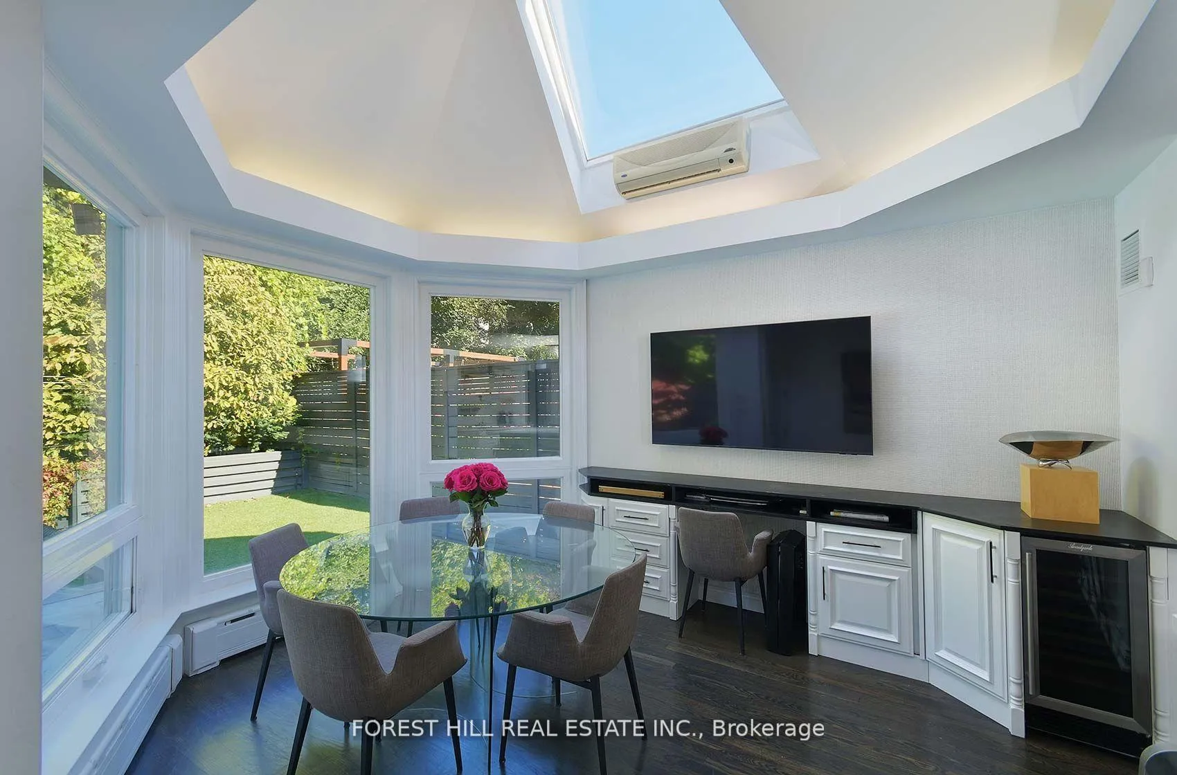 Photo 14 of 34 Forest Ridge Drive, Toronto, Forest Hill North — HOMEH