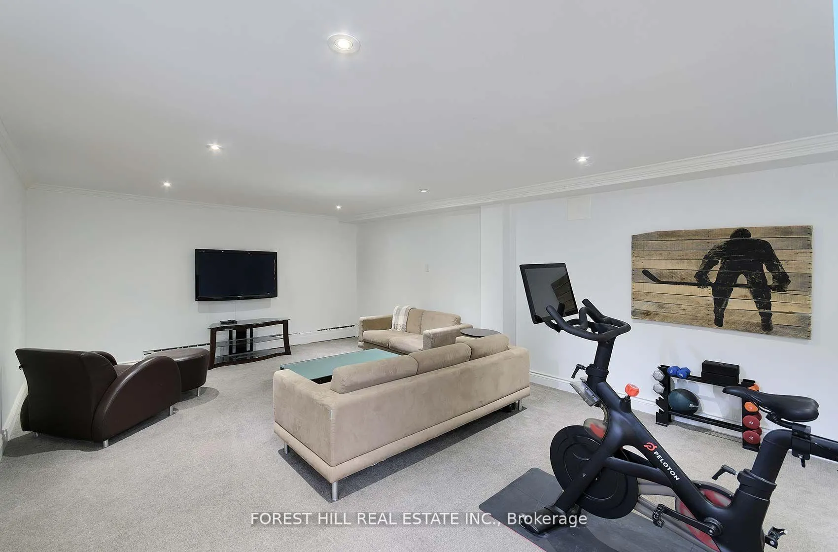 Photo 32 of 34 Forest Ridge Drive, Toronto, Forest Hill North — HOMEH