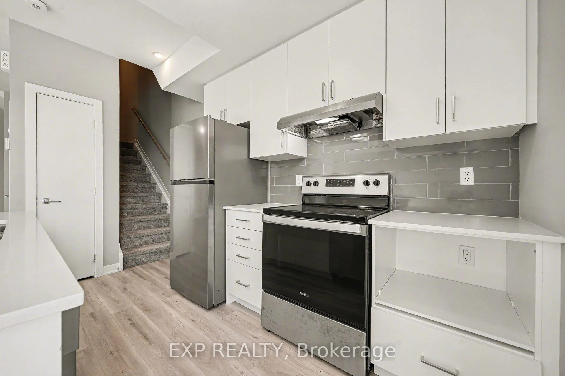 Photo 4 of Unit C, 503 Southfield Way, Ottawa, Avalon East — HOMEH