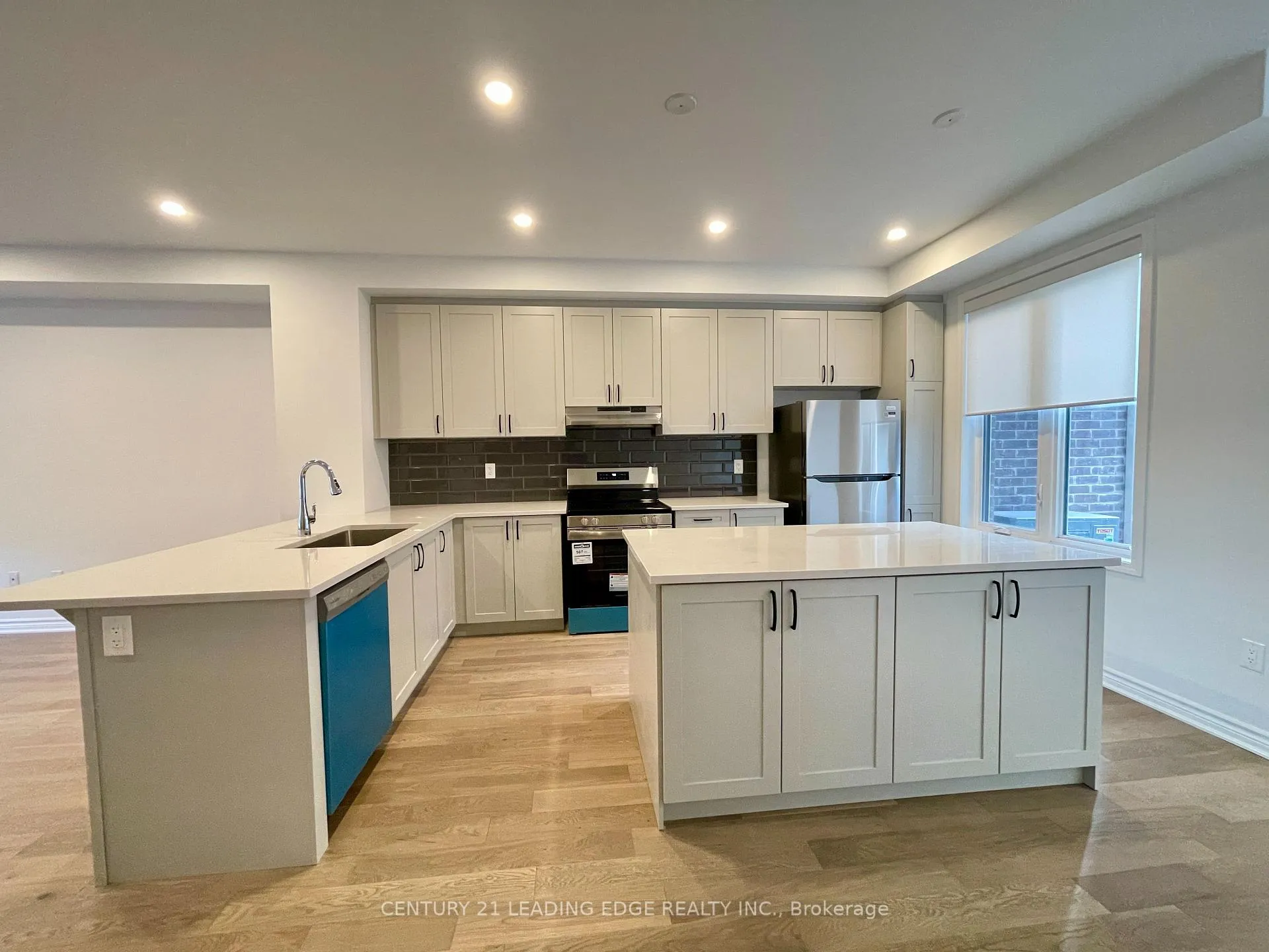 Photo 6 of 82 Avani Avenue, Markham, Rural Markham — HOMEH