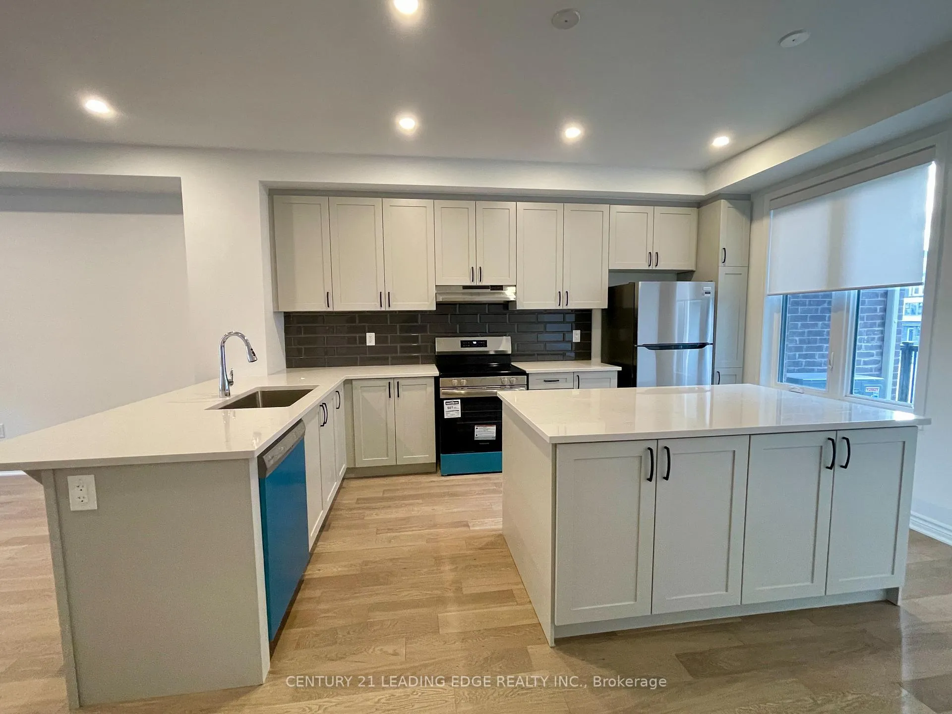 Photo 10 of 82 Avani Avenue, Markham, Rural Markham — HOMEH