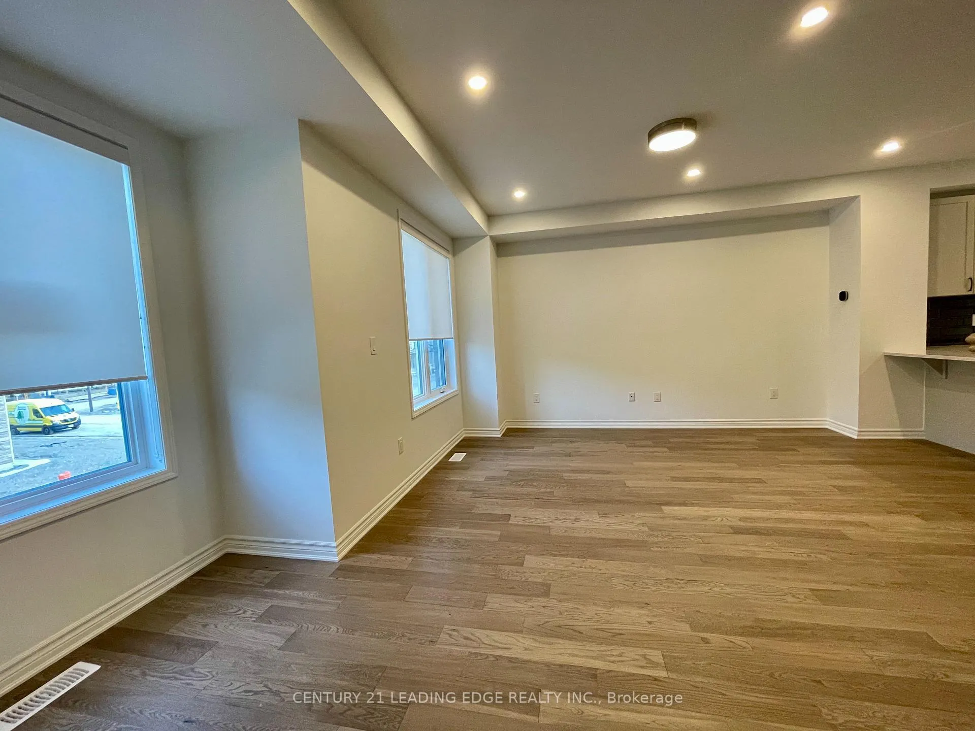 Photo 13 of 82 Avani Avenue, Markham, Rural Markham — HOMEH