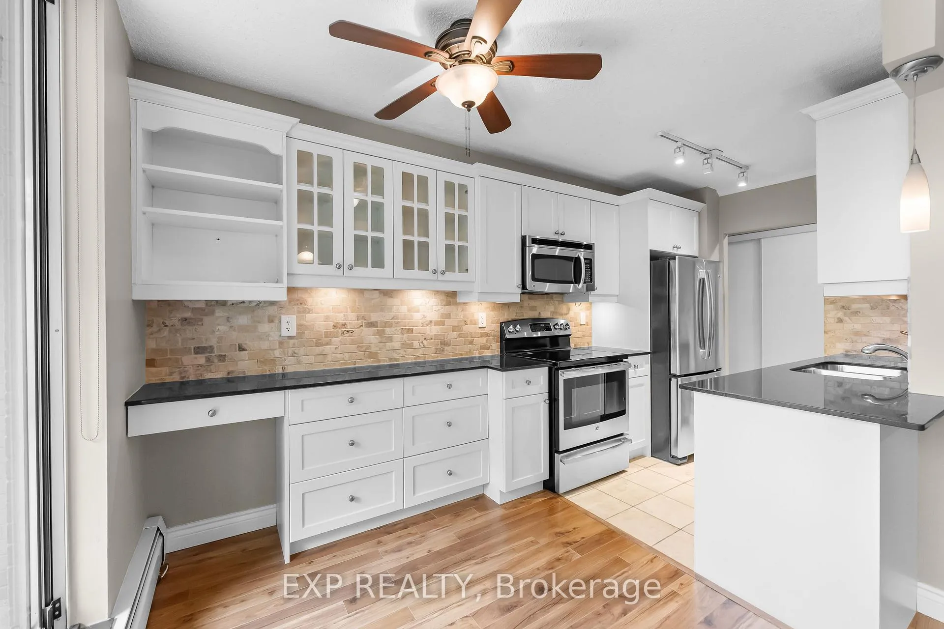 Photo 13 of Unit 407, 6390 Huggins Street, Niagara Falls, Stamford — HOMEH