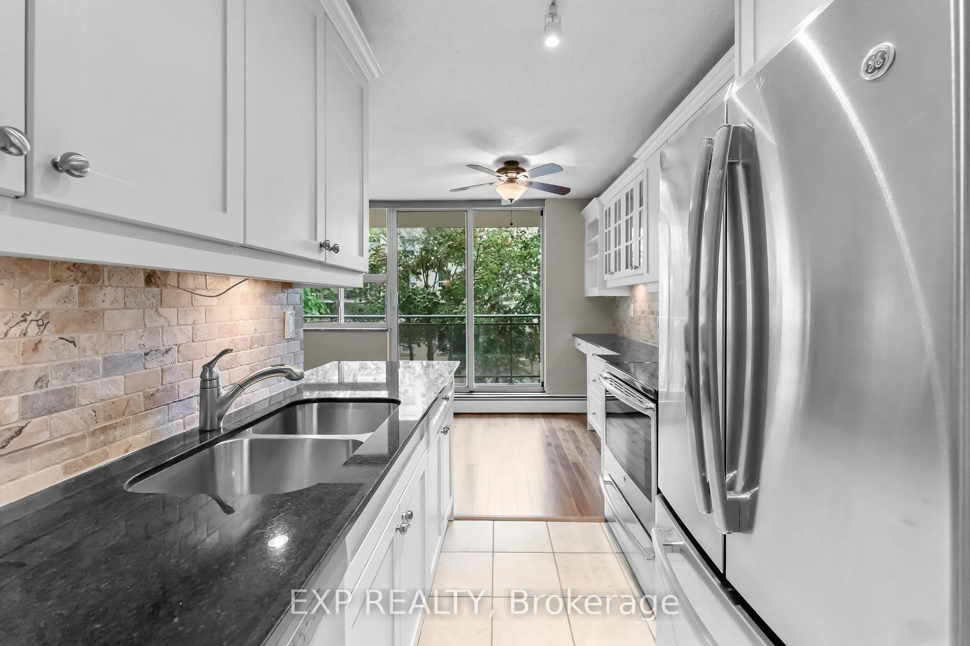 Photo 14 of Unit 407, 6390 Huggins Street, Niagara Falls, Stamford — HOMEH