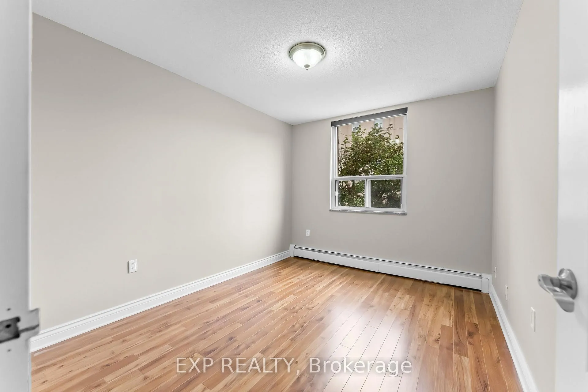 Photo 22 of Unit 407, 6390 Huggins Street, Niagara Falls, Stamford — HOMEH