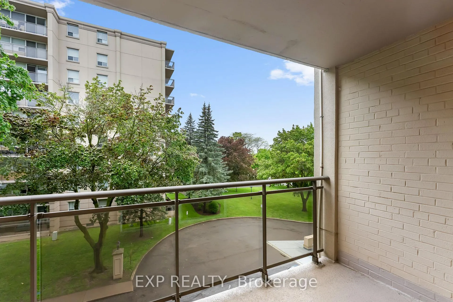 Photo 25 of Unit 407, 6390 Huggins Street, Niagara Falls, Stamford — HOMEH
