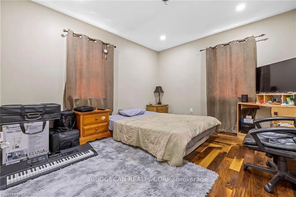 Photo 4 of Unit 1, 38 Lake Avenue N, Hamilton, Riverdale — HOMEH