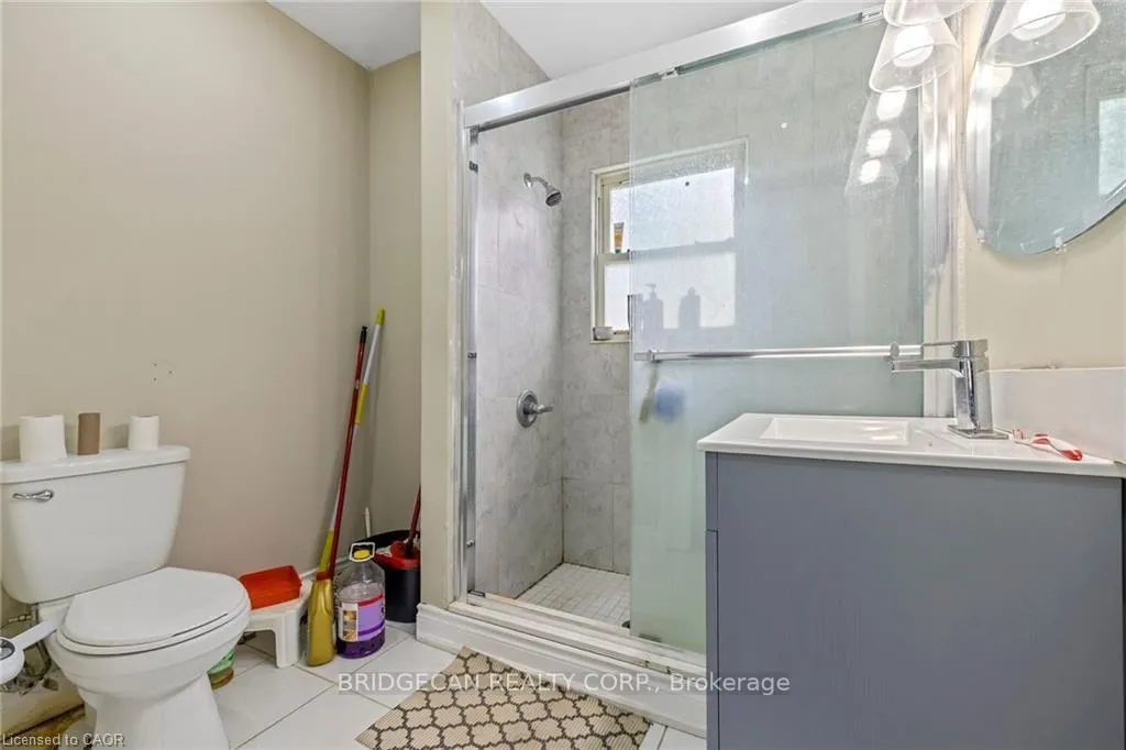 Photo 8 of Unit 1, 38 Lake Avenue N, Hamilton, Riverdale — HOMEH