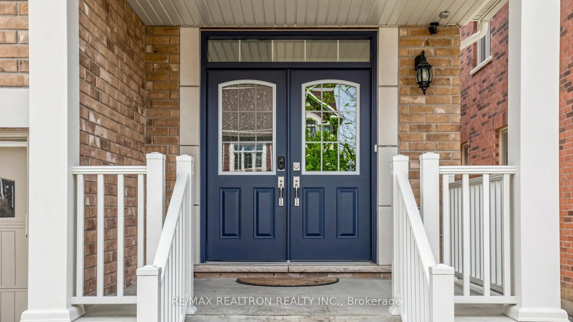 Photo 4 of 11 Peter Miller Street, Aurora, Rural Aurora — HOMEH