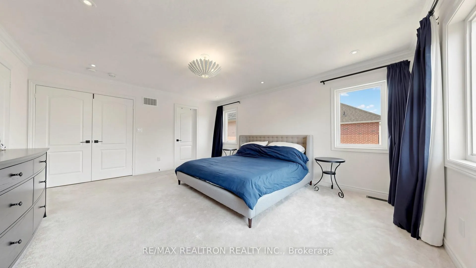 Photo 25 of 11 Peter Miller Street, Aurora, Rural Aurora — HOMEH