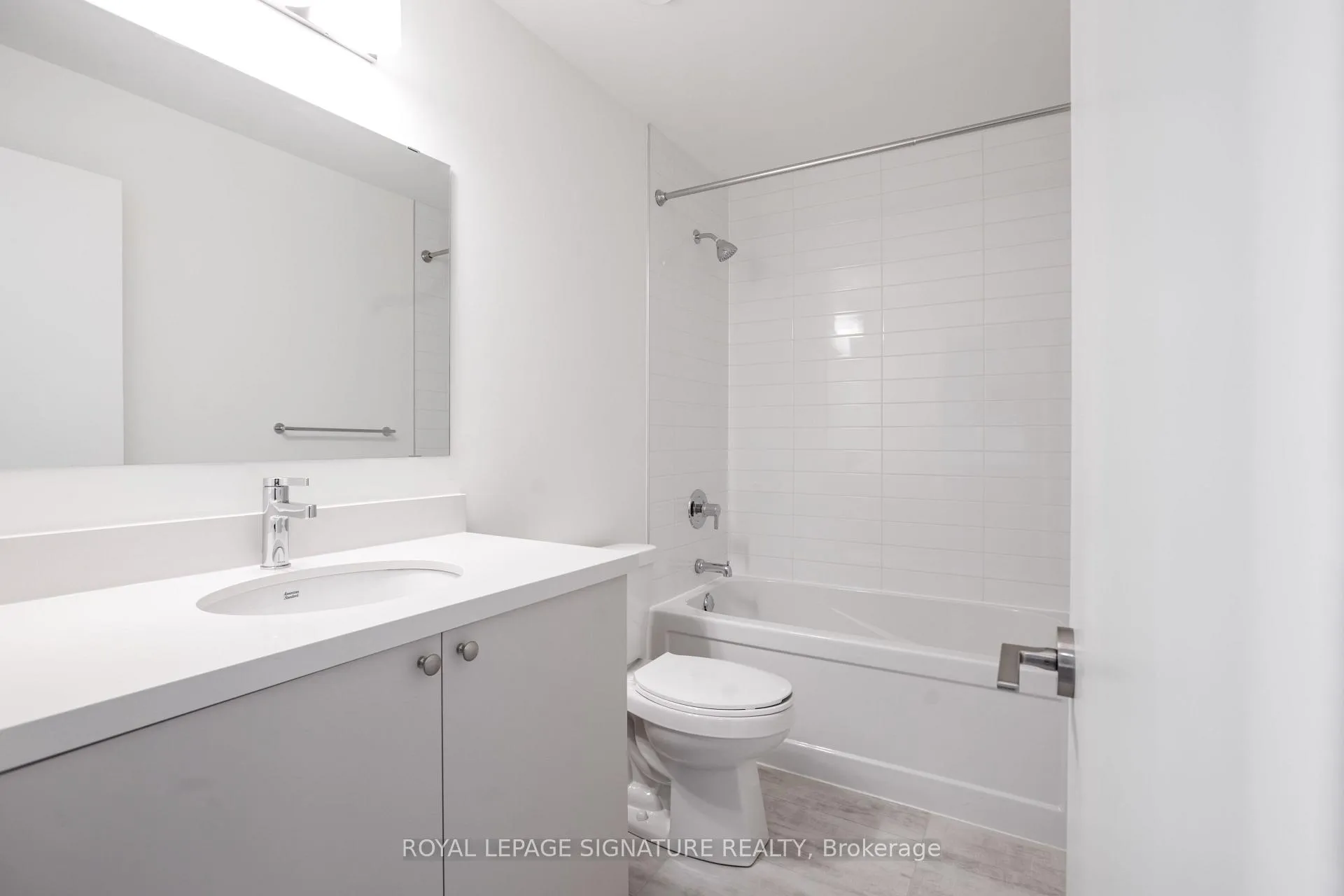 Photo 23 of Unit 505, 51 Clarington Boulevard, Clarington, Bowmanville — HOMEH
