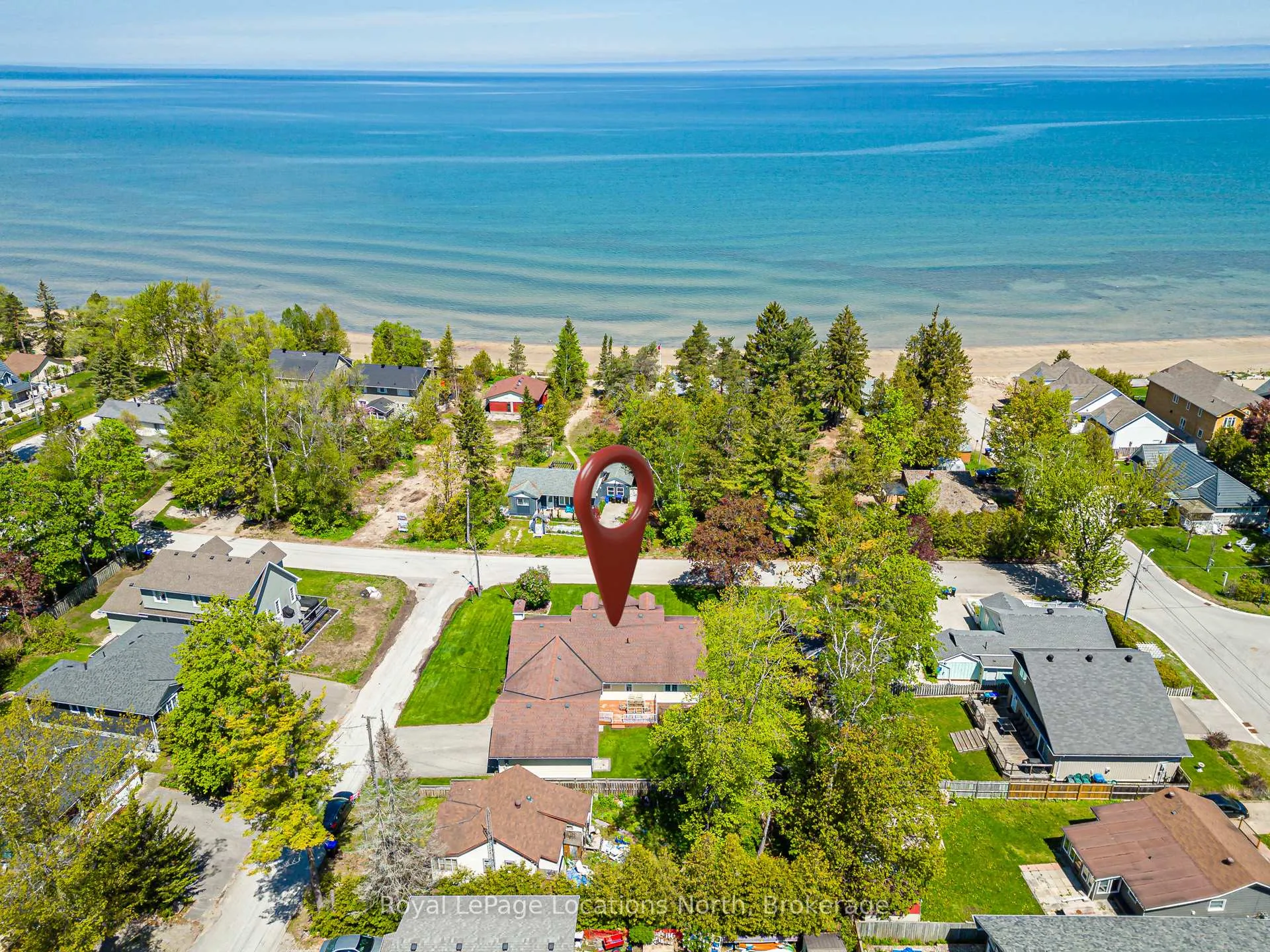 Photo 4 of 1857 Shore Lane, Wasaga Beach — HOMEH
