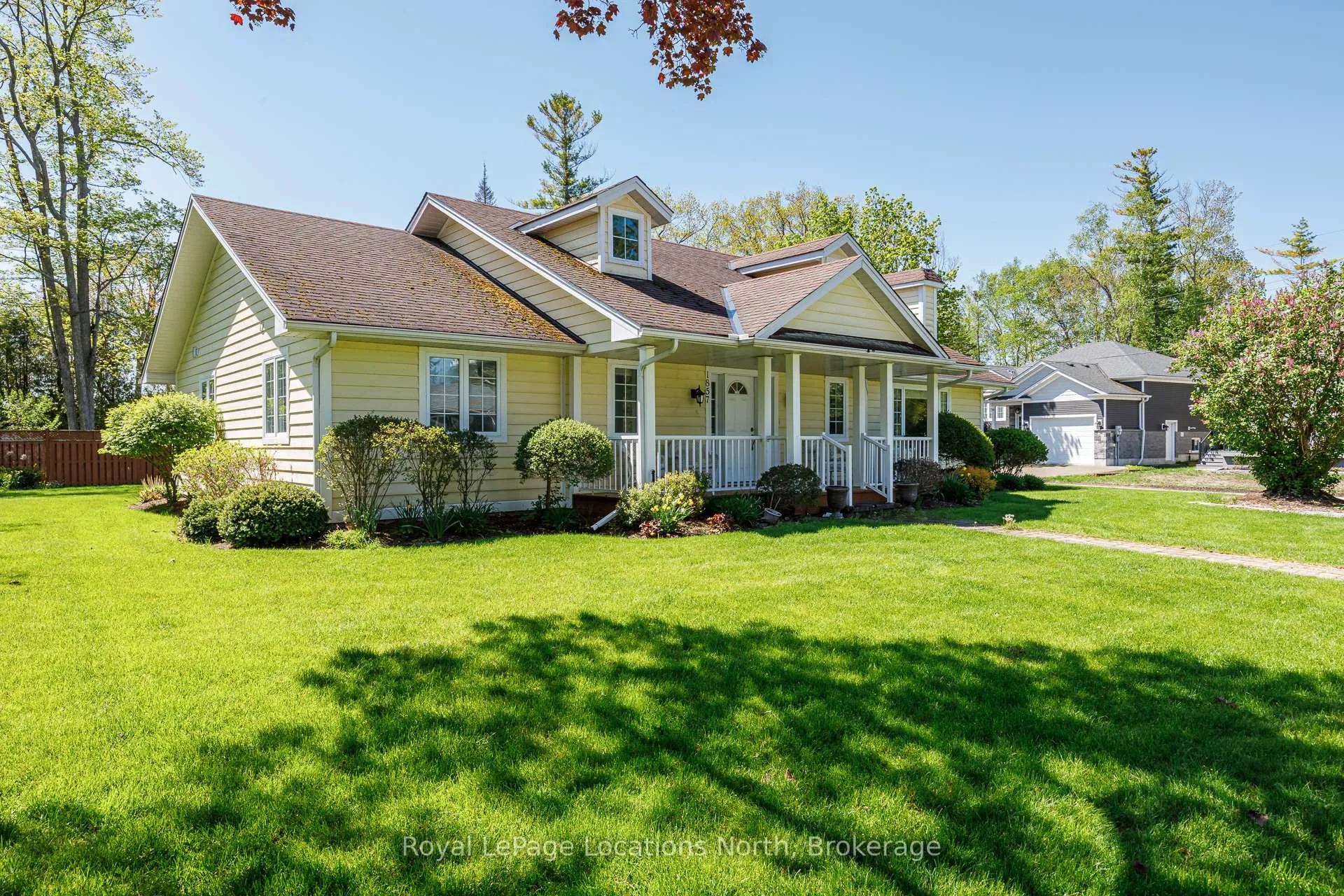 Photo 10 of 1857 Shore Lane, Wasaga Beach — HOMEH