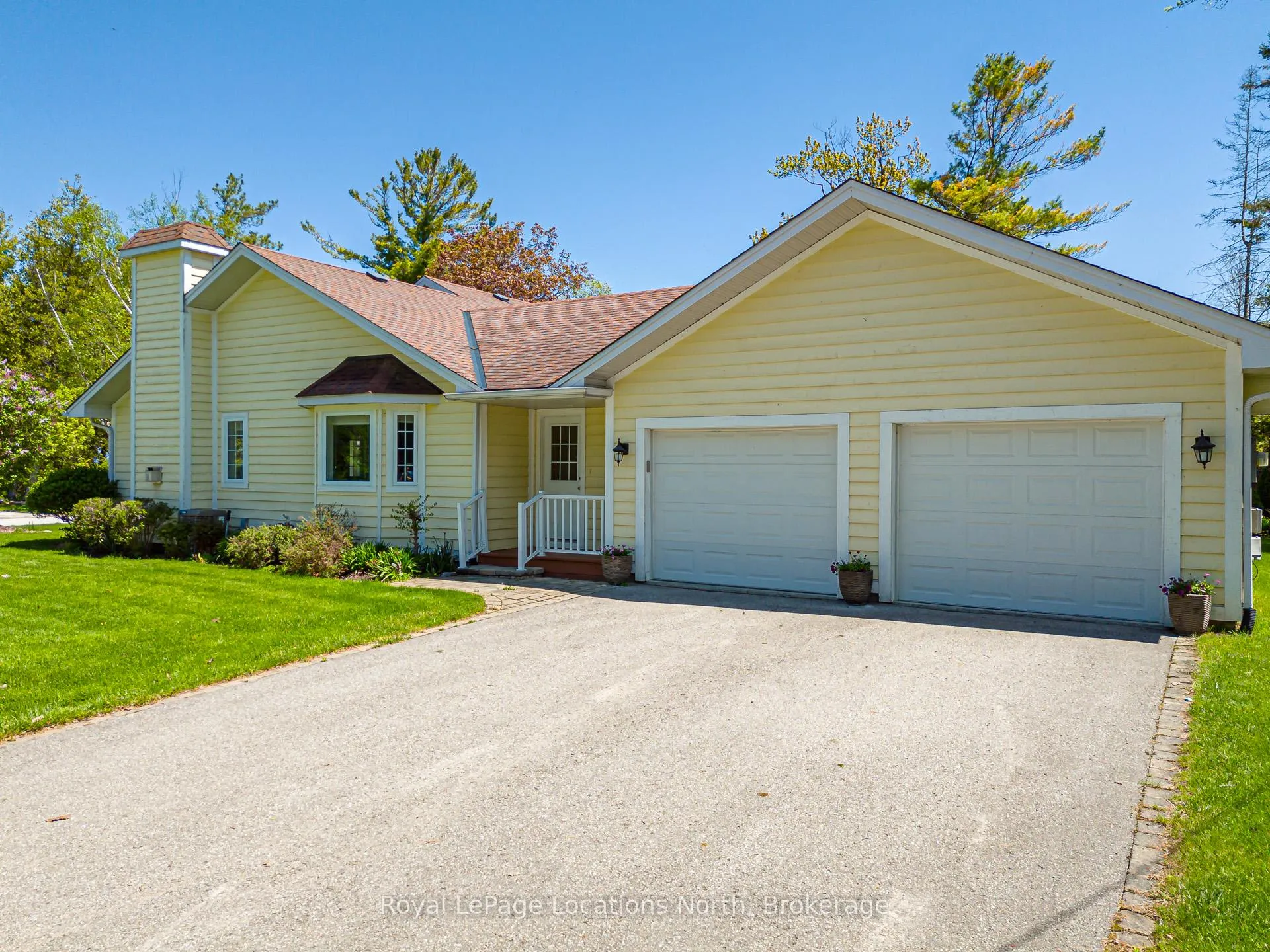 Photo 13 of 1857 Shore Lane, Wasaga Beach — HOMEH