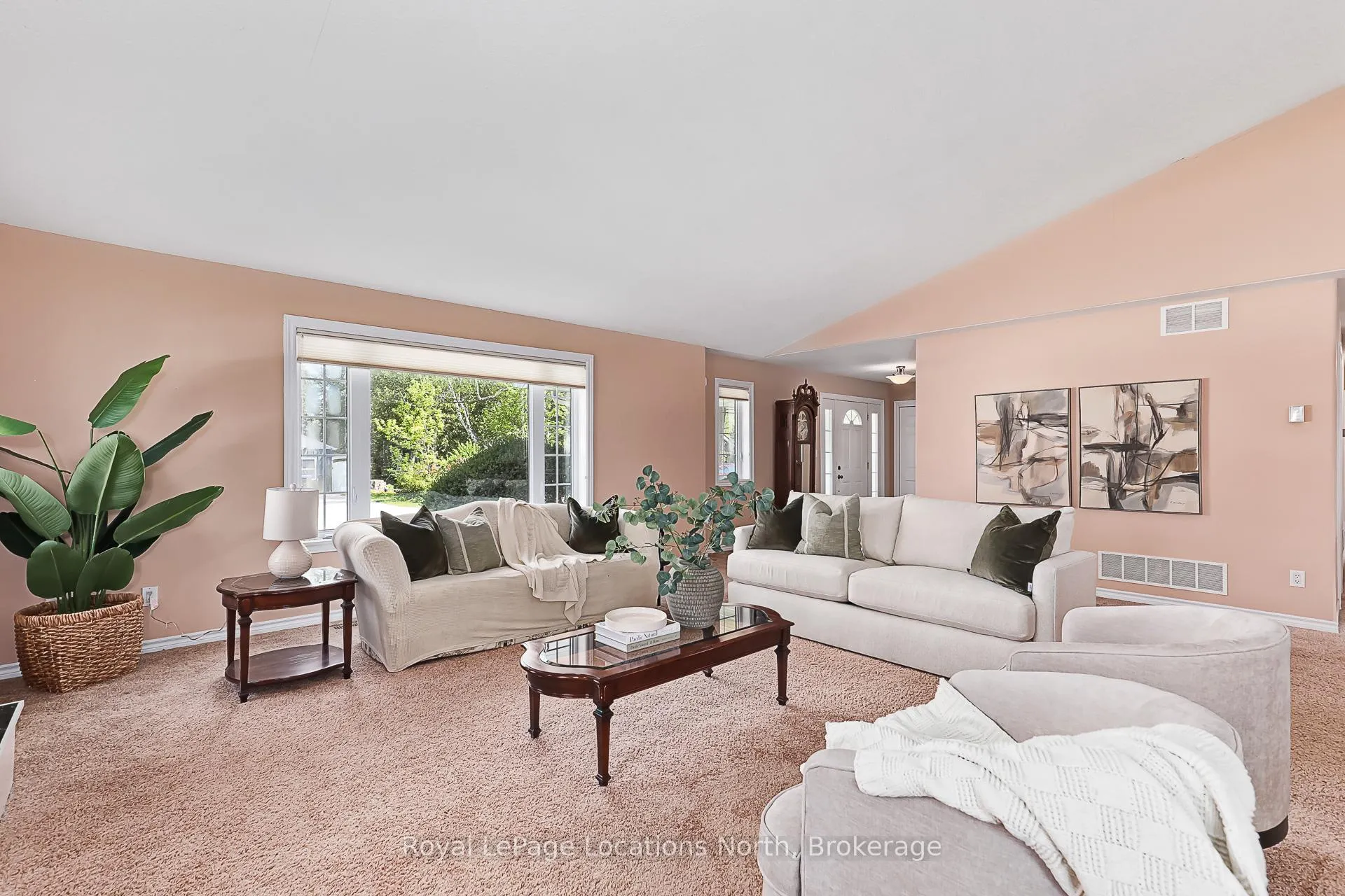 Photo 19 of 1857 Shore Lane, Wasaga Beach — HOMEH
