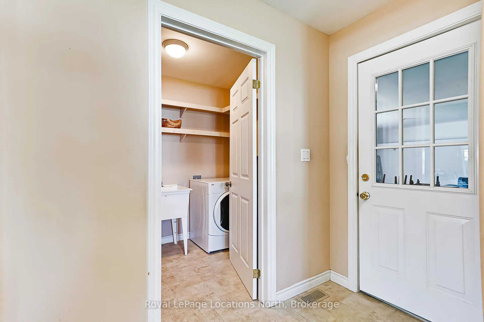 Photo 27 of 1857 Shore Lane, Wasaga Beach — HOMEH