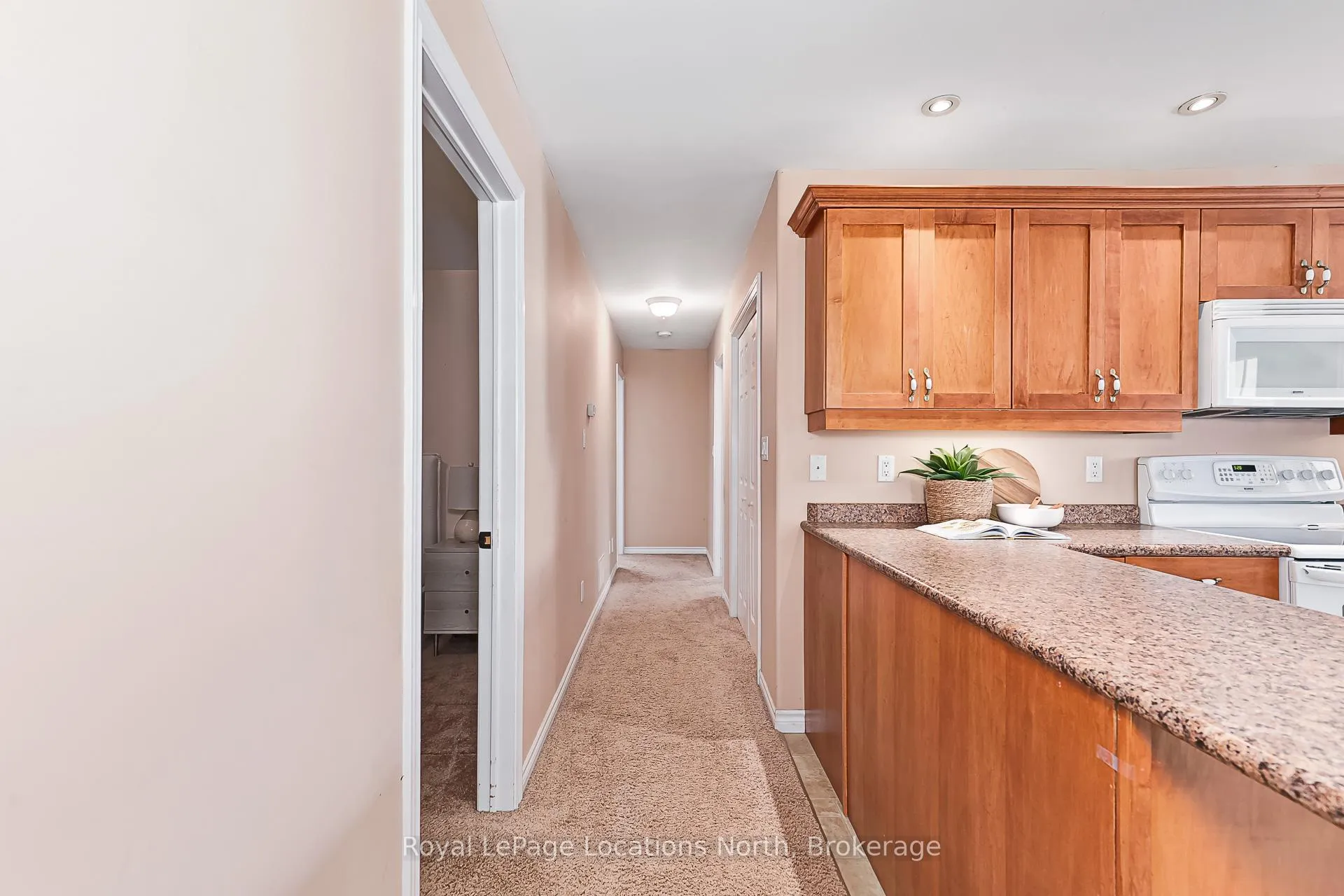 Photo 30 of 1857 Shore Lane, Wasaga Beach — HOMEH