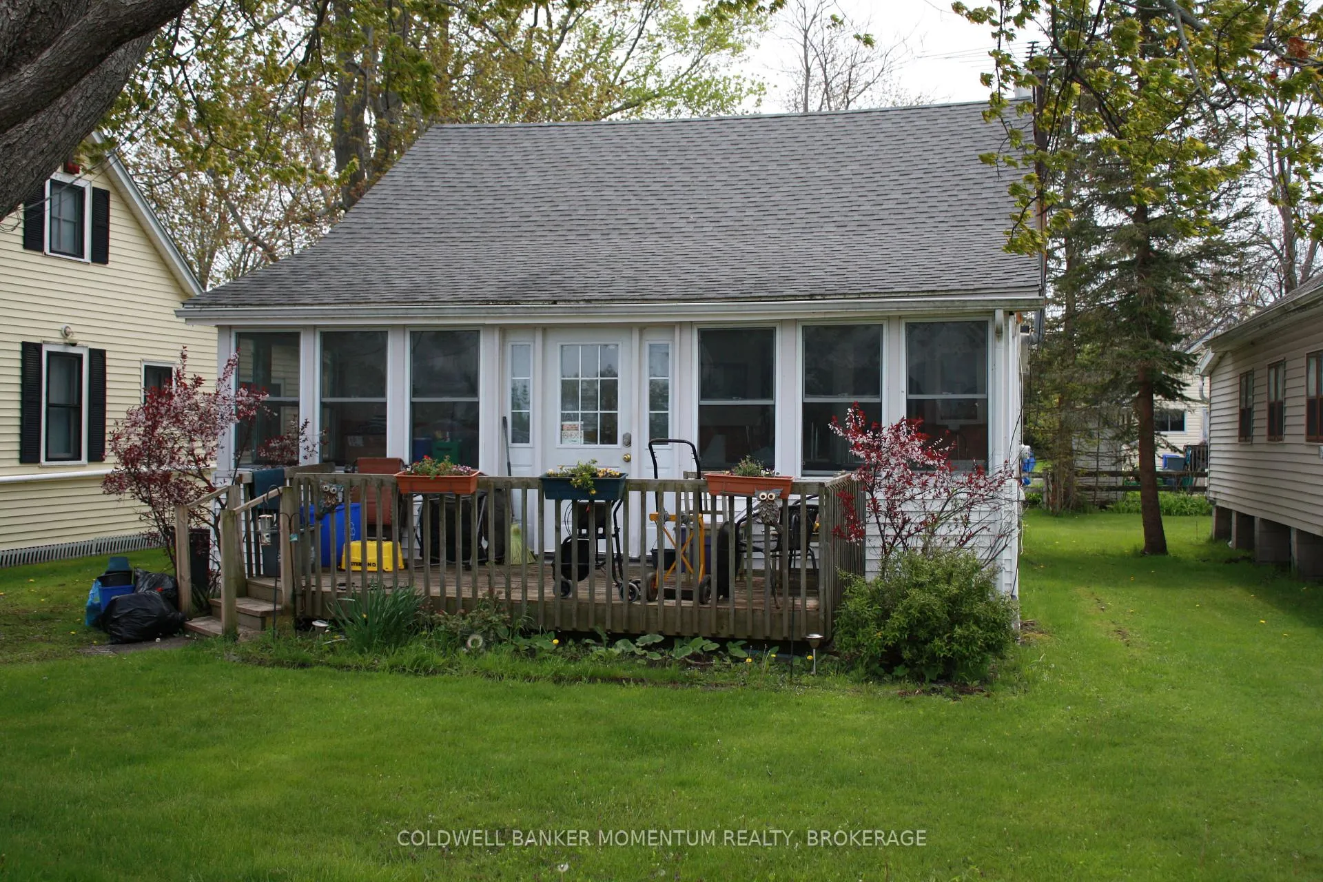 Photo 2 of 12191 Lakeshore Road, Wainfleet, Lakeshore — HOMEH