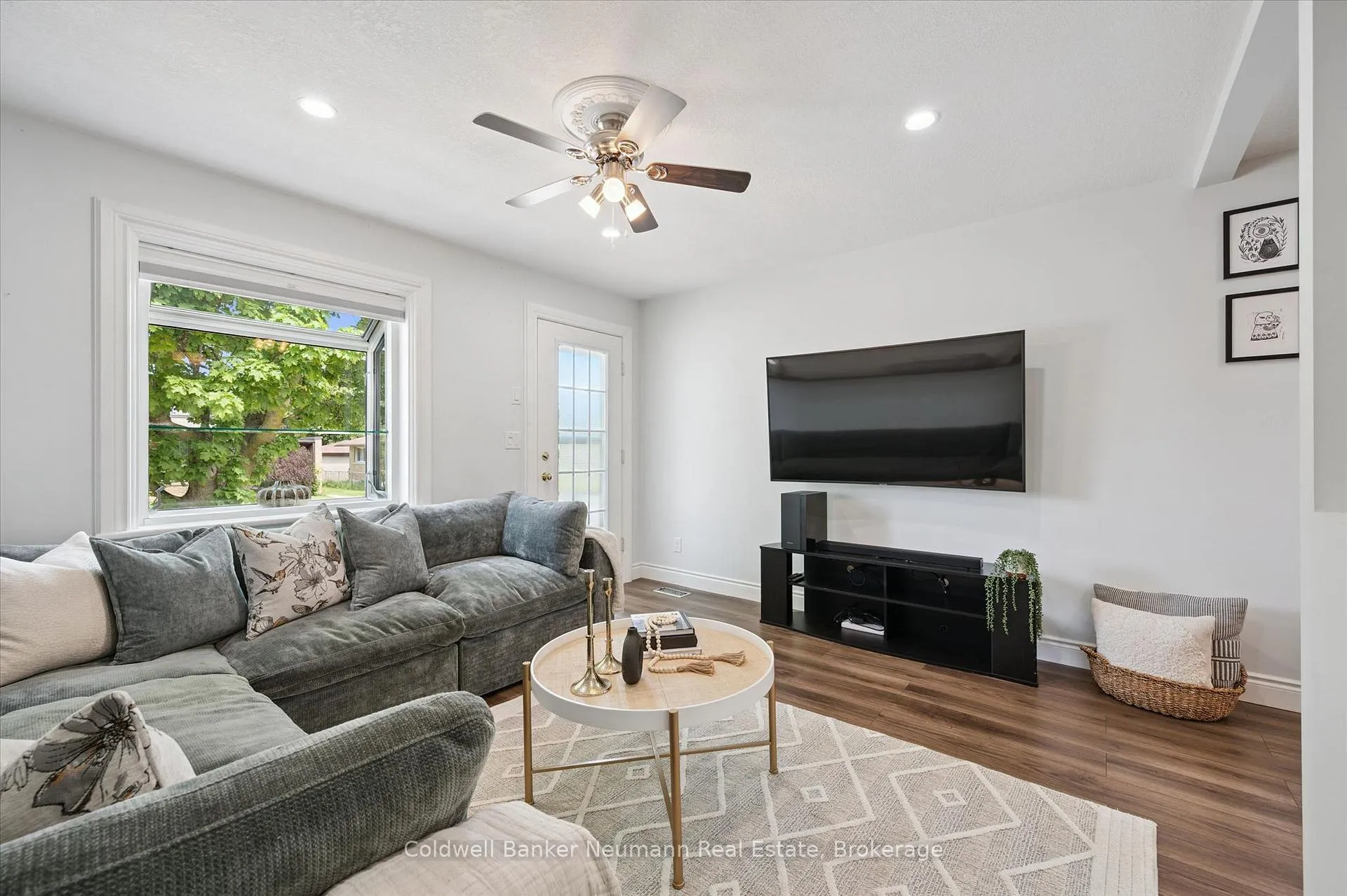 Photo 8 of 61 Johnston Street, Guelph, St. Patrick's Ward — HOMEH