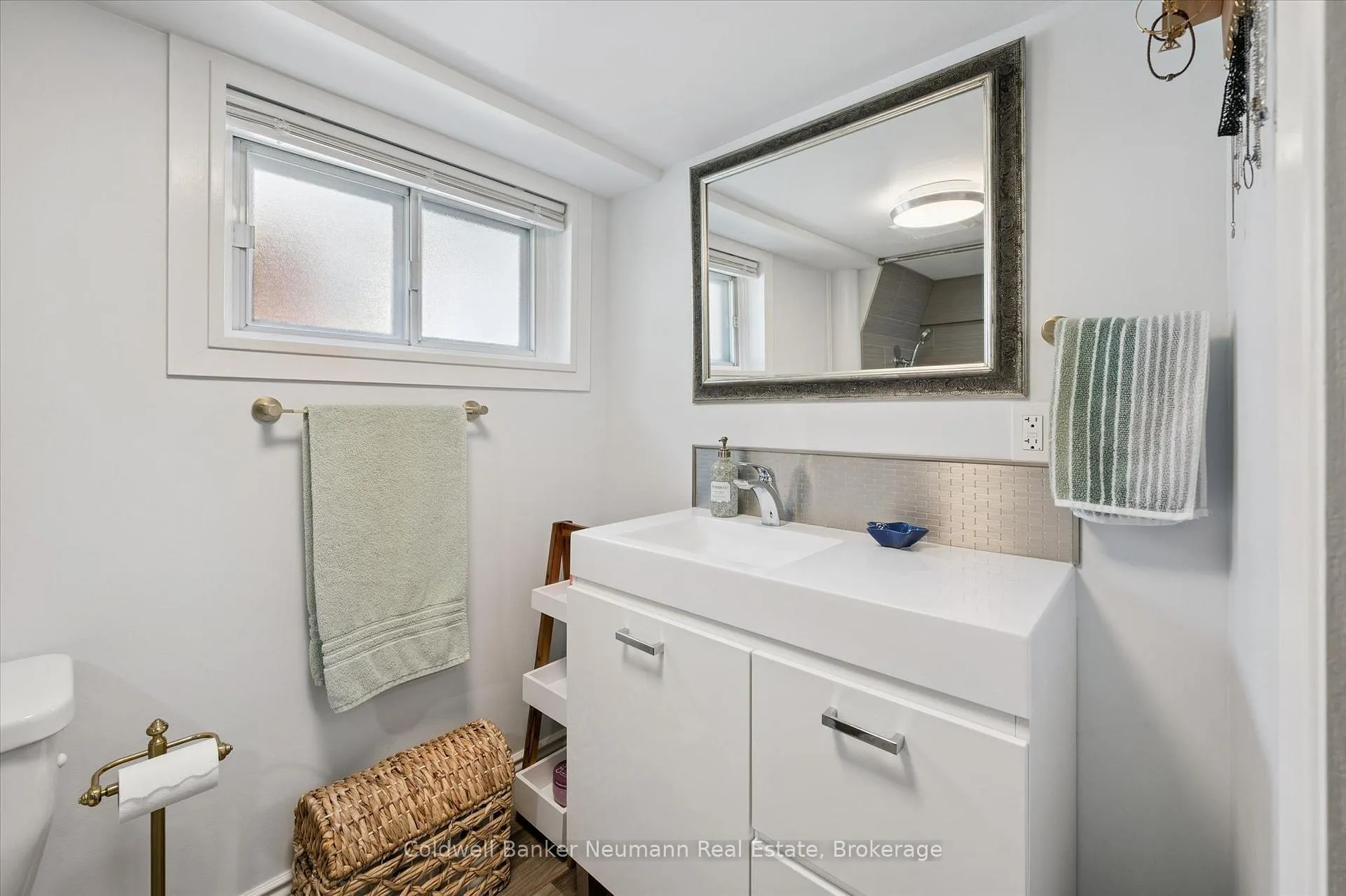Photo 22 of 61 Johnston Street, Guelph, St. Patrick's Ward — HOMEH